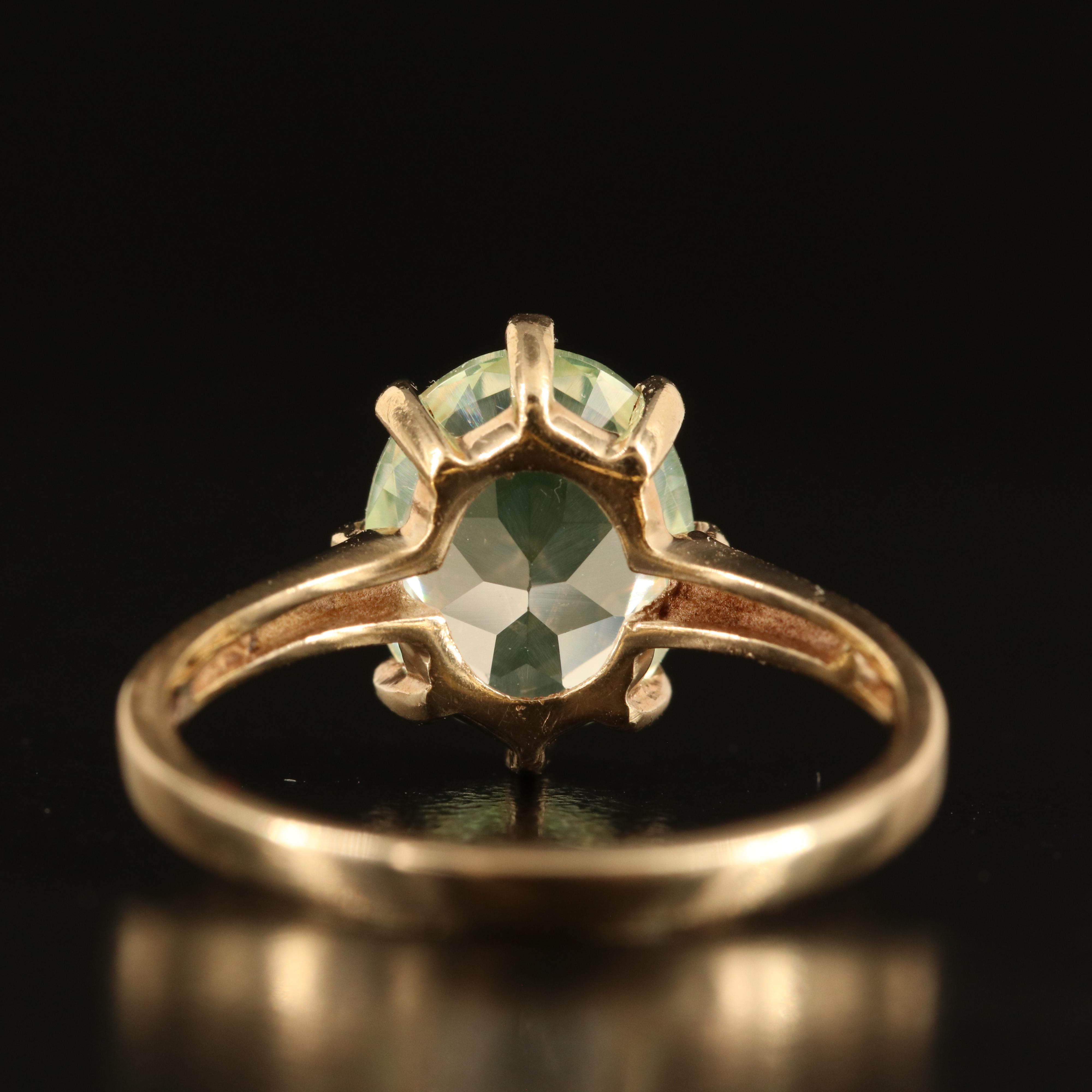 10K Spinel Solitaire Ring