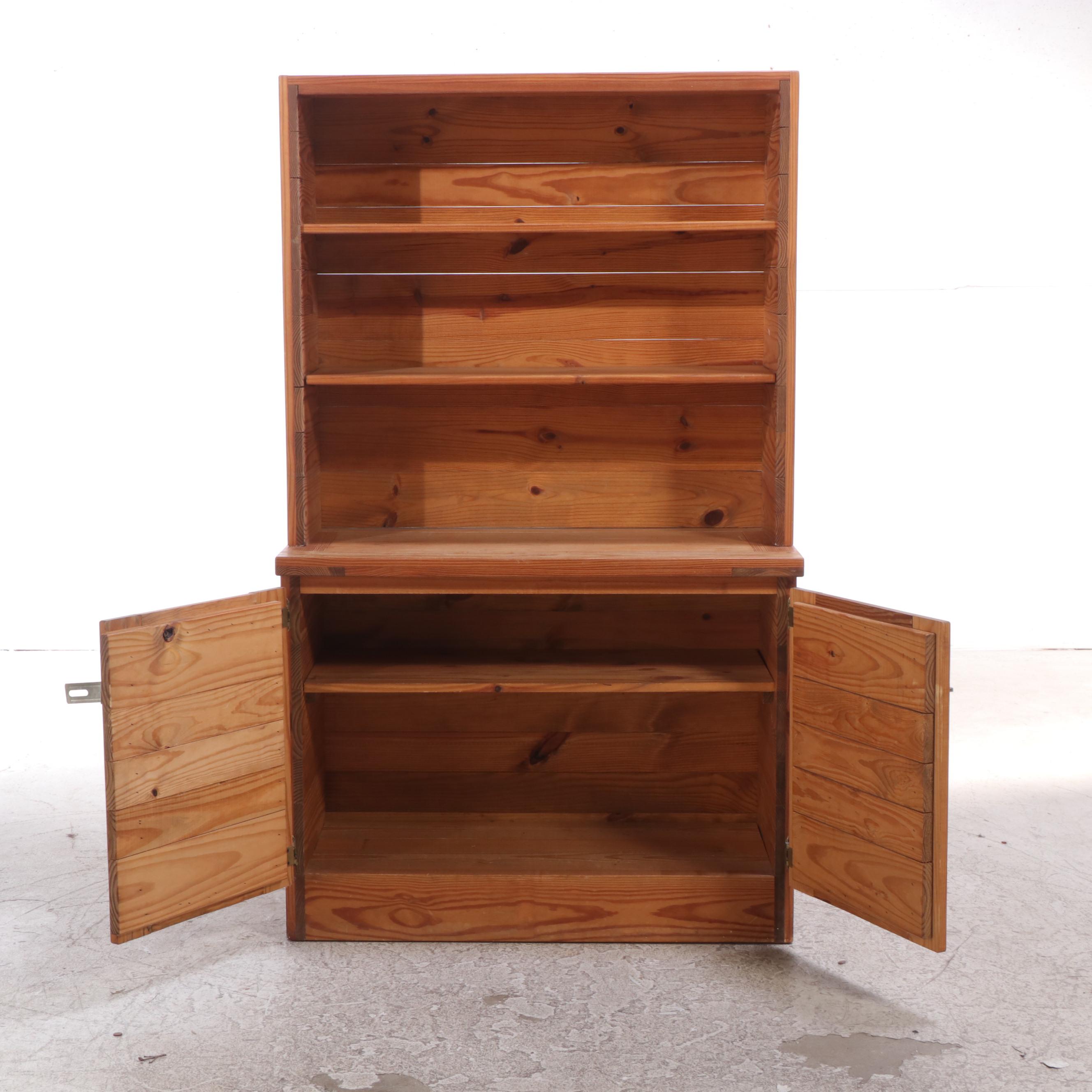Heart Pine Bookcase Cabinet, Mid to Late 20th Century