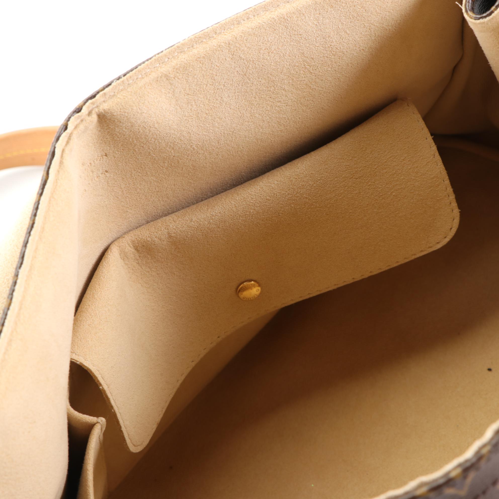 Louis Vuitton Beverly GM in Monogram Canvas and Vachetta Leather