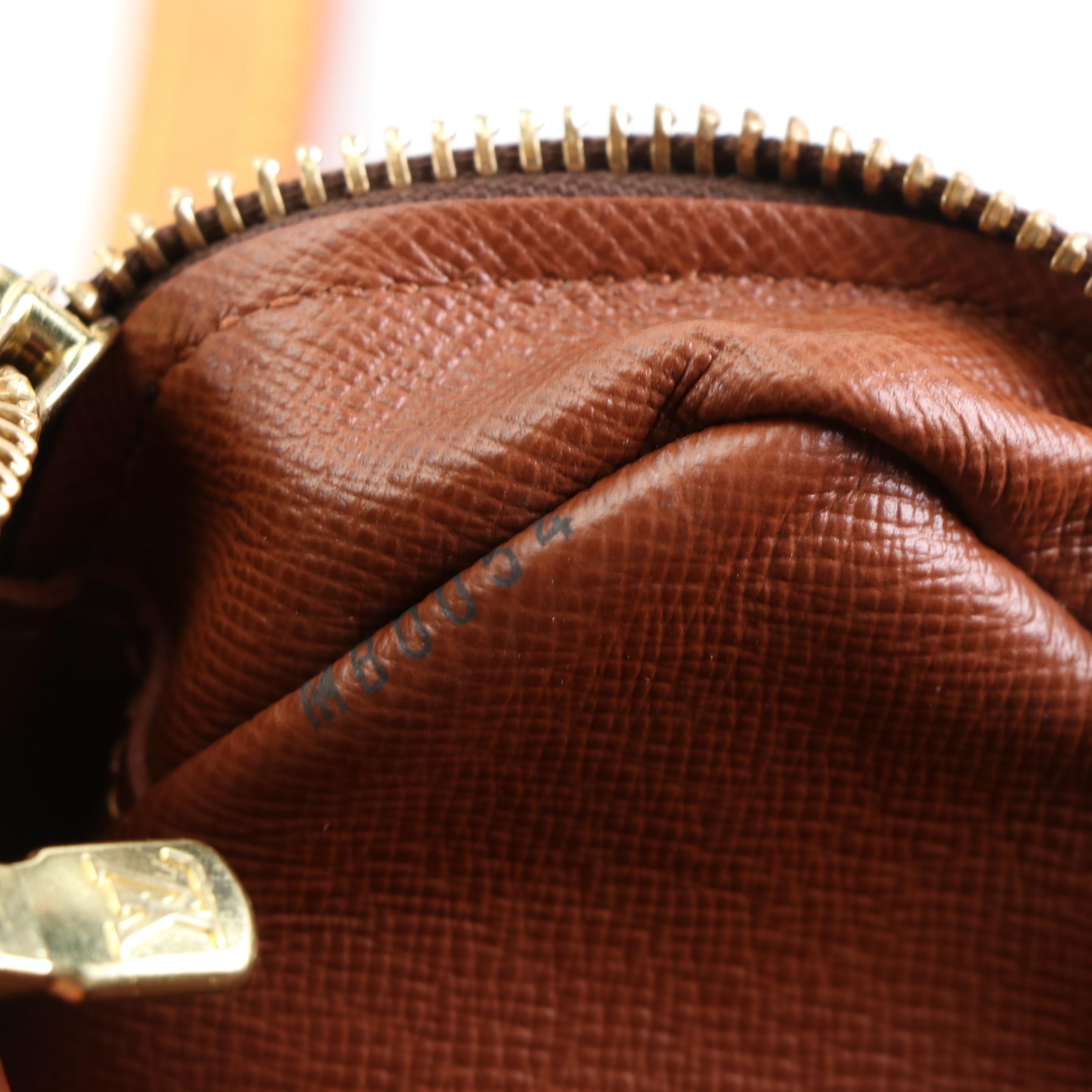 Louis Vuitton Trocadéro 27 Crossbody Bag in Monogram Canvas and Vachetta Leather