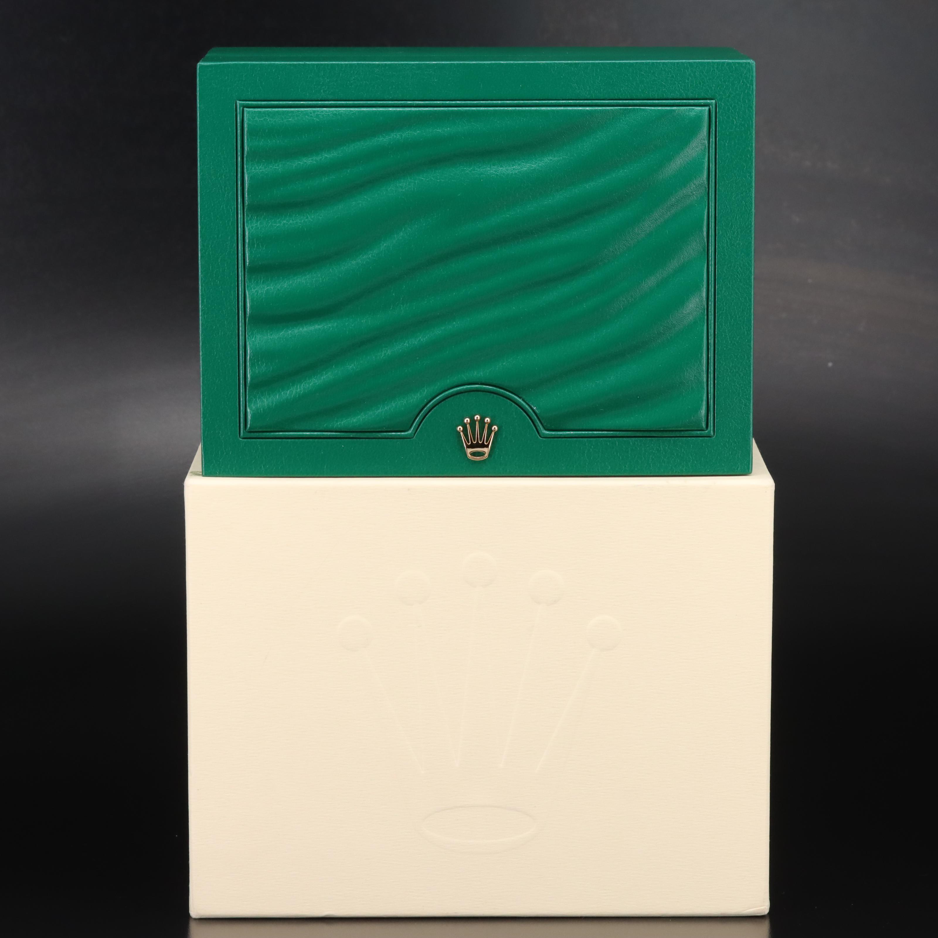 2009 Rolex Oyster Perpetual 2.01 CTW Diamond Datejust Watch