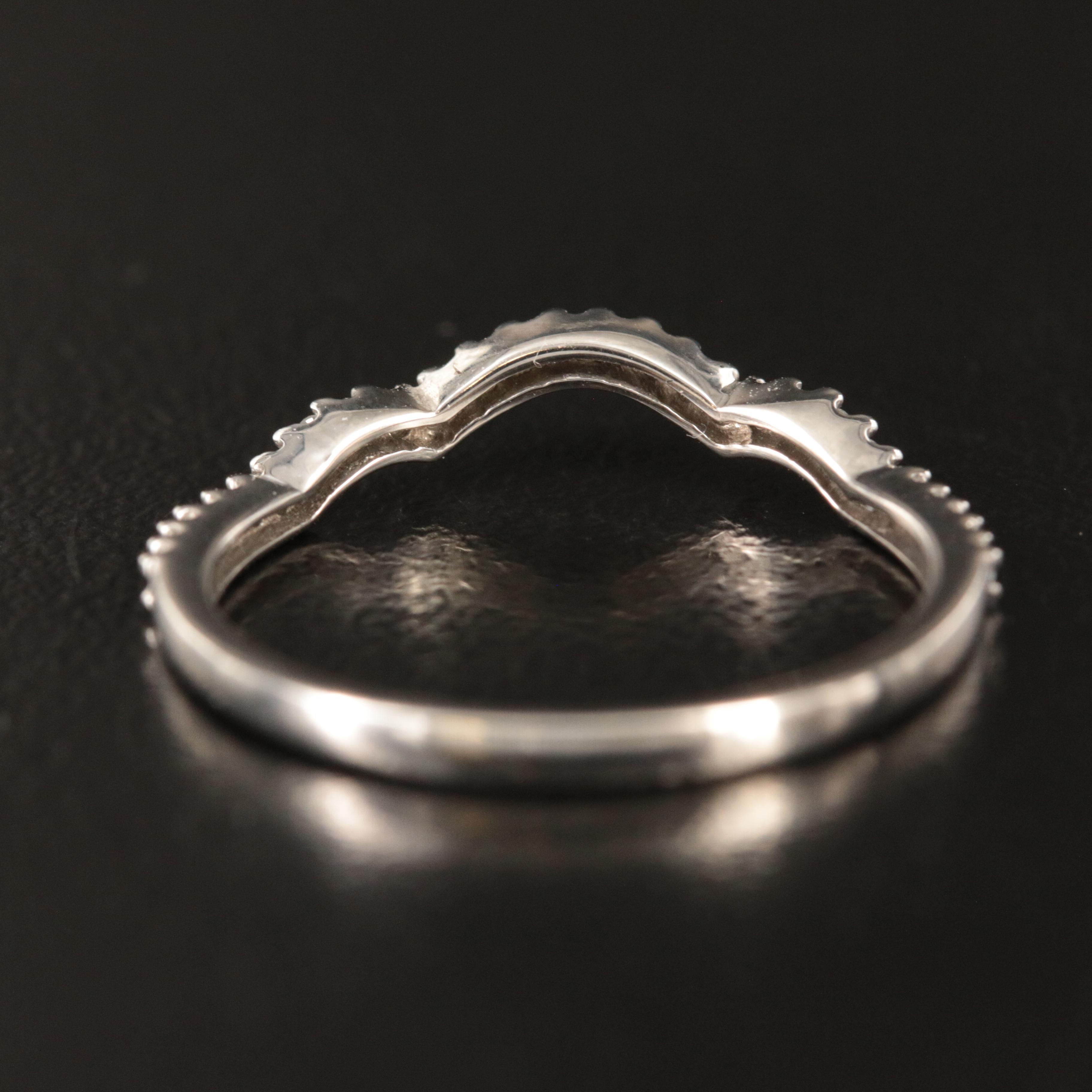 14K 0.15 CTW Diamond Contour Ring