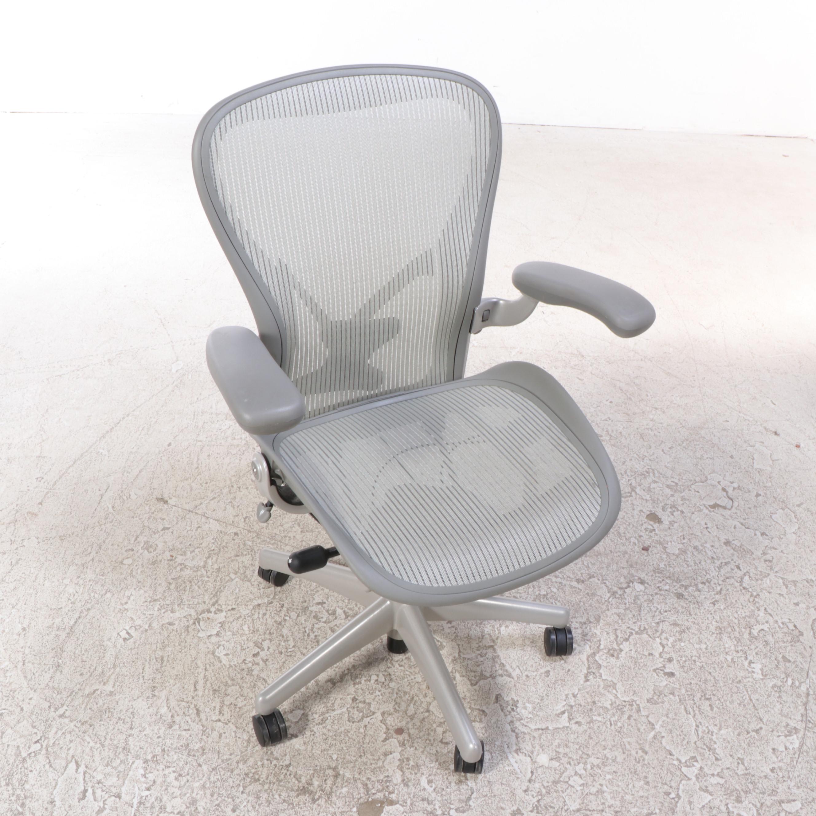 Herman Miller Aeron Executive Desk Chair