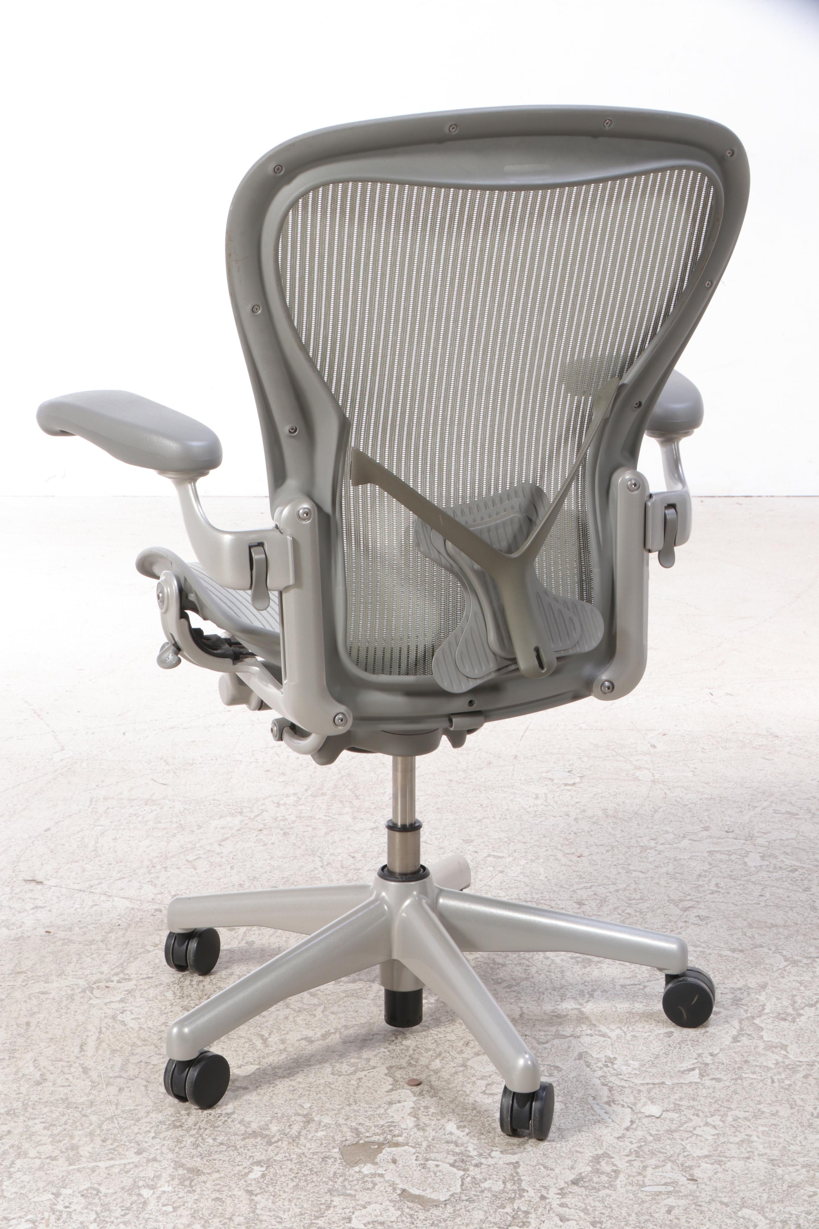 Herman Miller Aeron Executive Desk Chair
