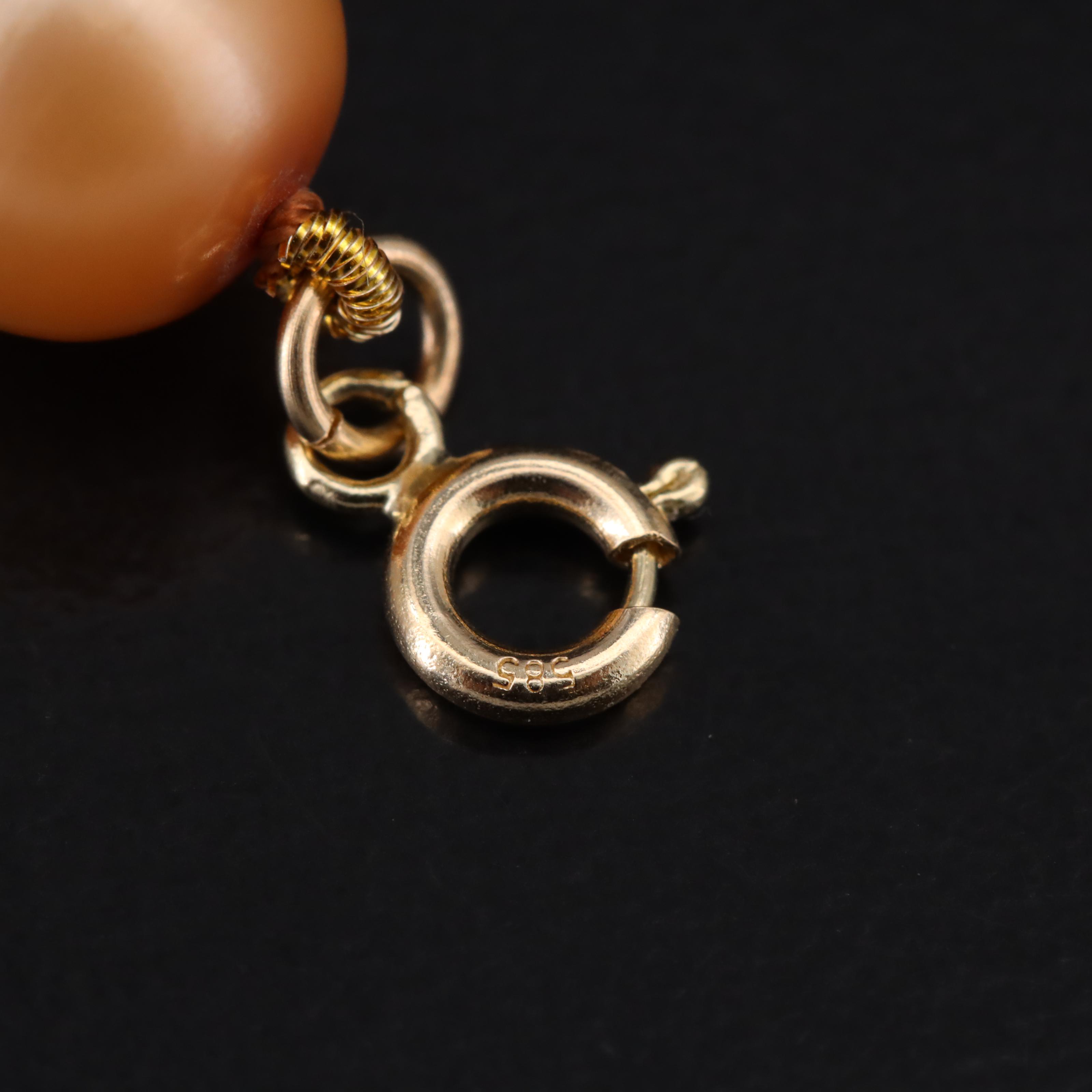 Pearl Necklace with 14K Clasp