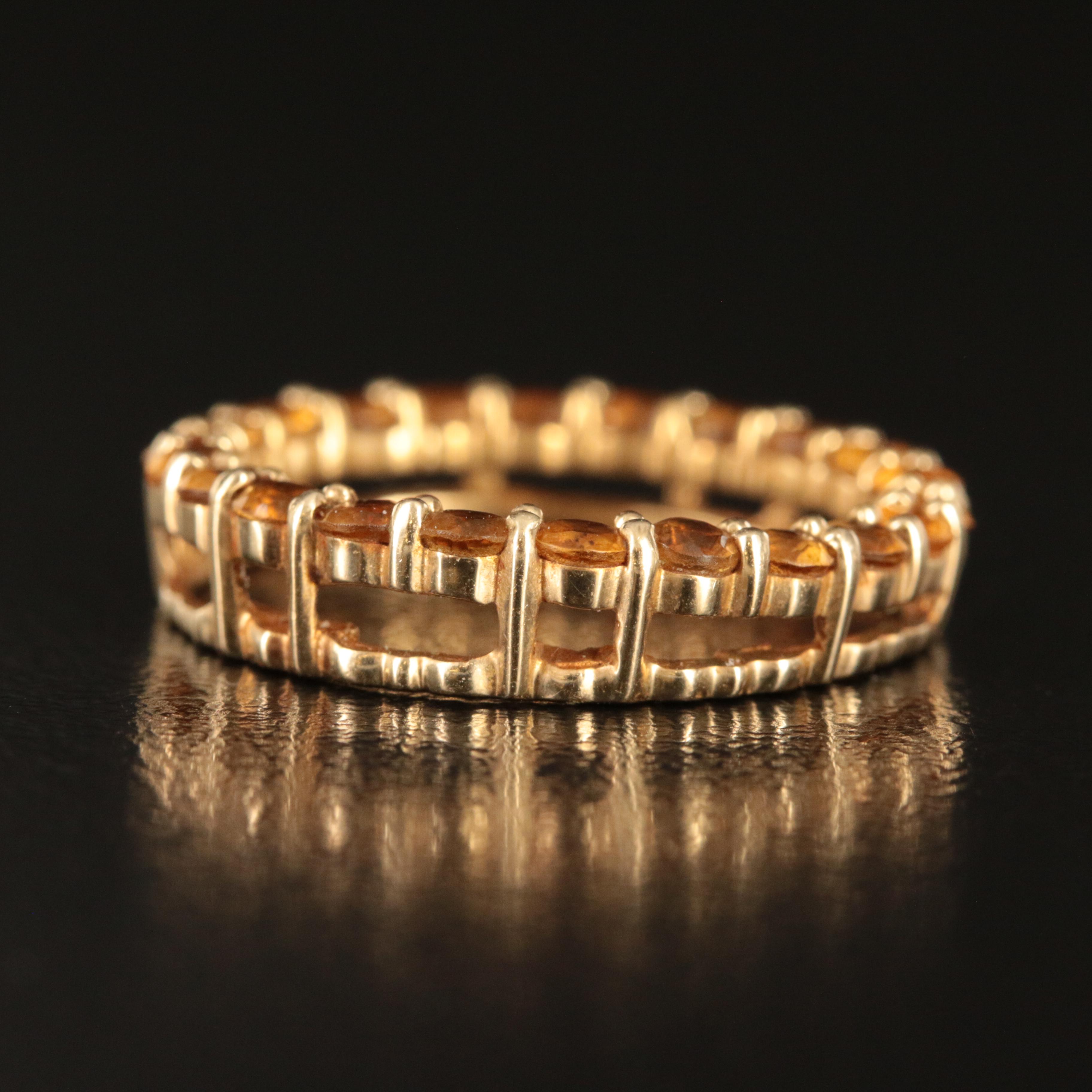 10K Citrine Circle Pendant