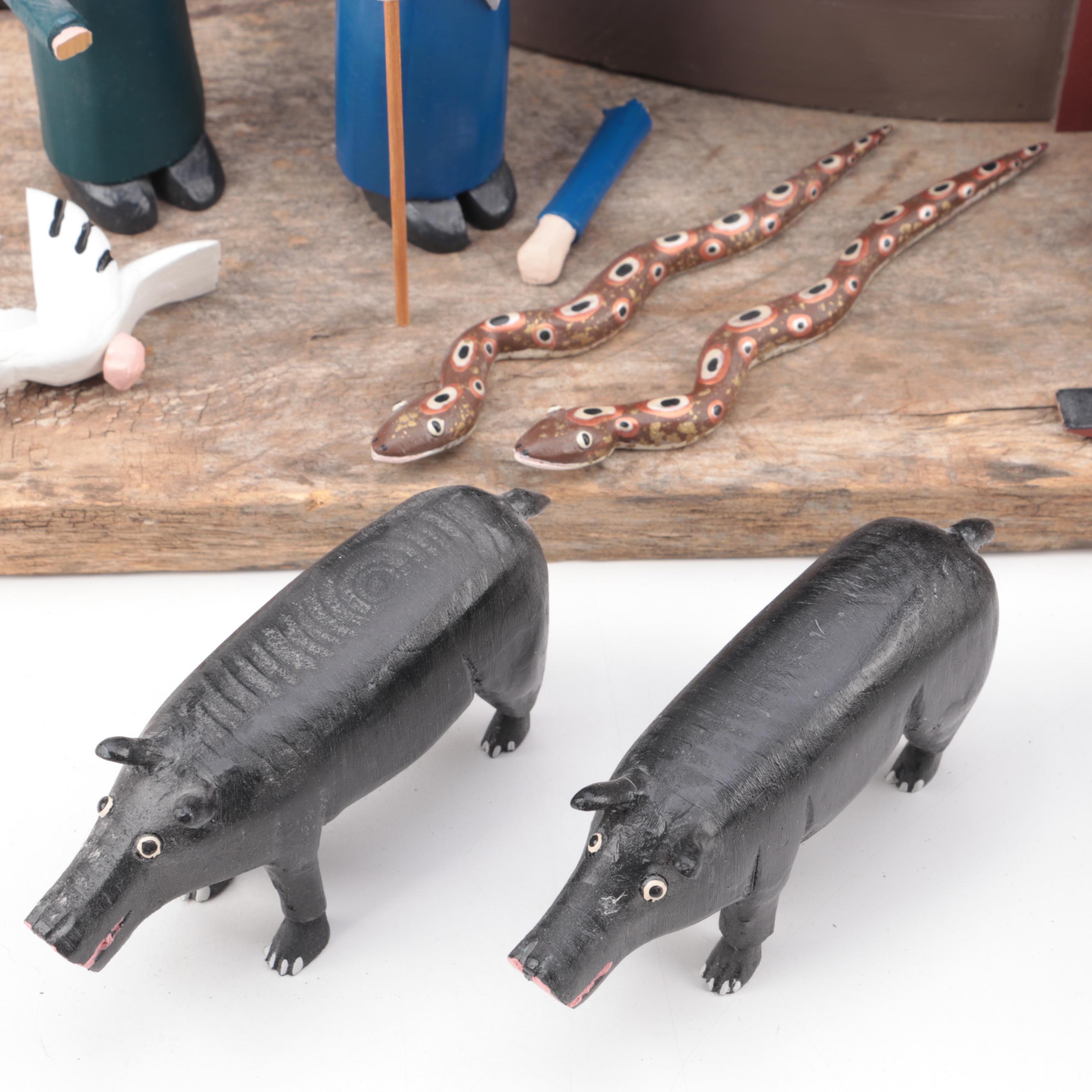 Lonnie and Twyla Money Folk Art Hand-Painted Carved Wood Noah's Ark and Animals