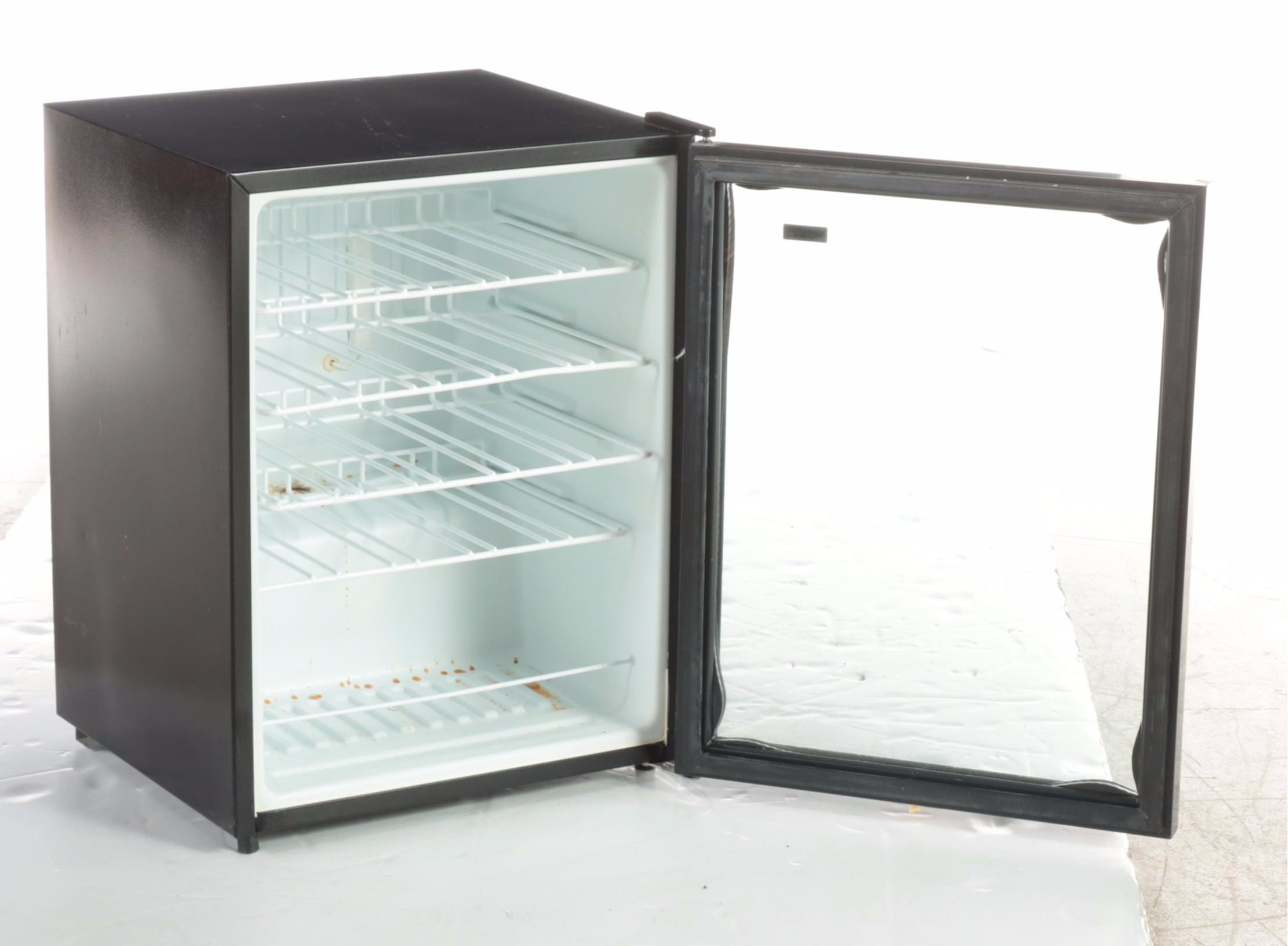 Kenmore Compact Refrigerator with Tempered Glass Front