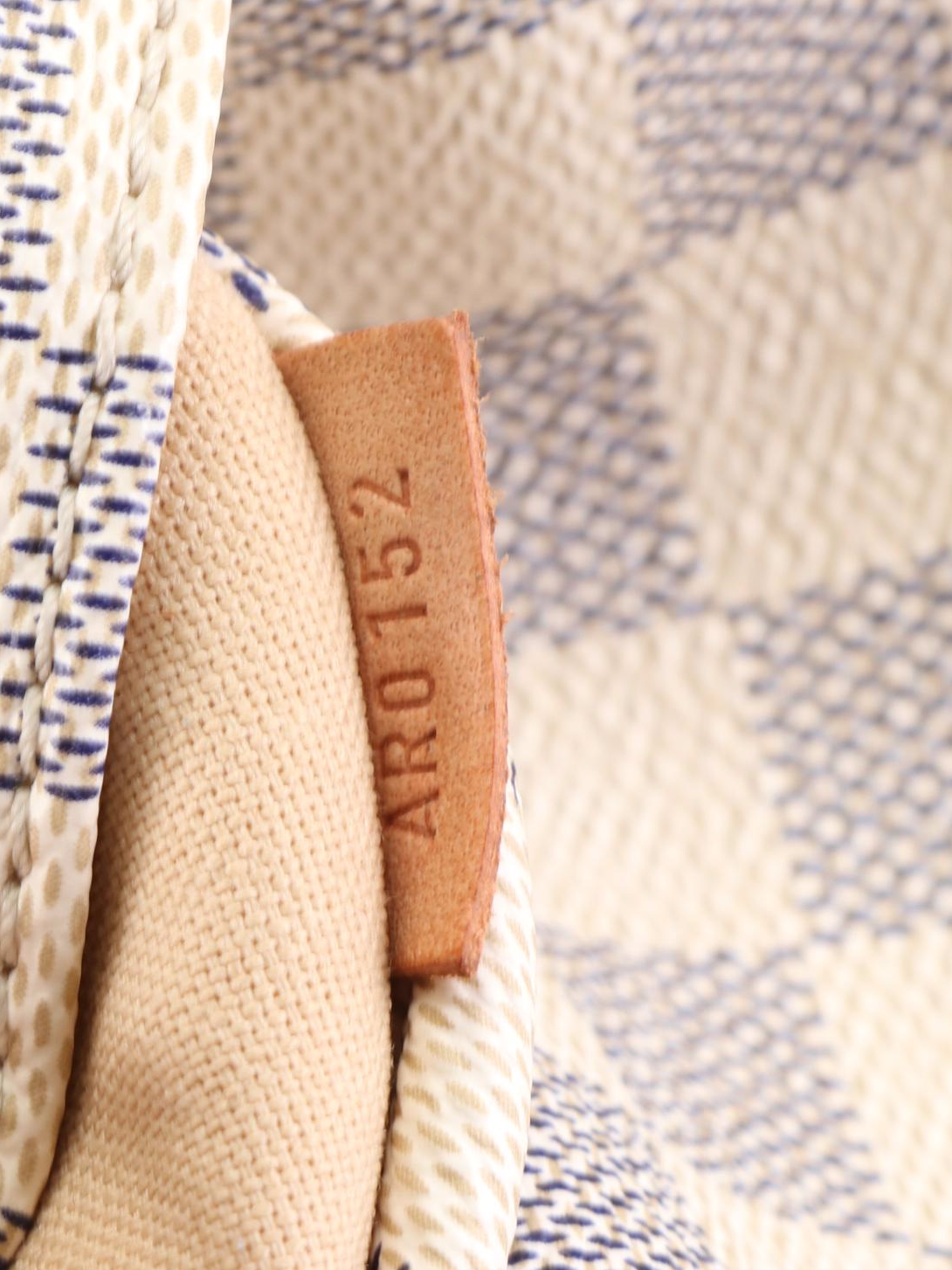 Louis Vuitton Totally MM Tote in Damier Azure Canvas