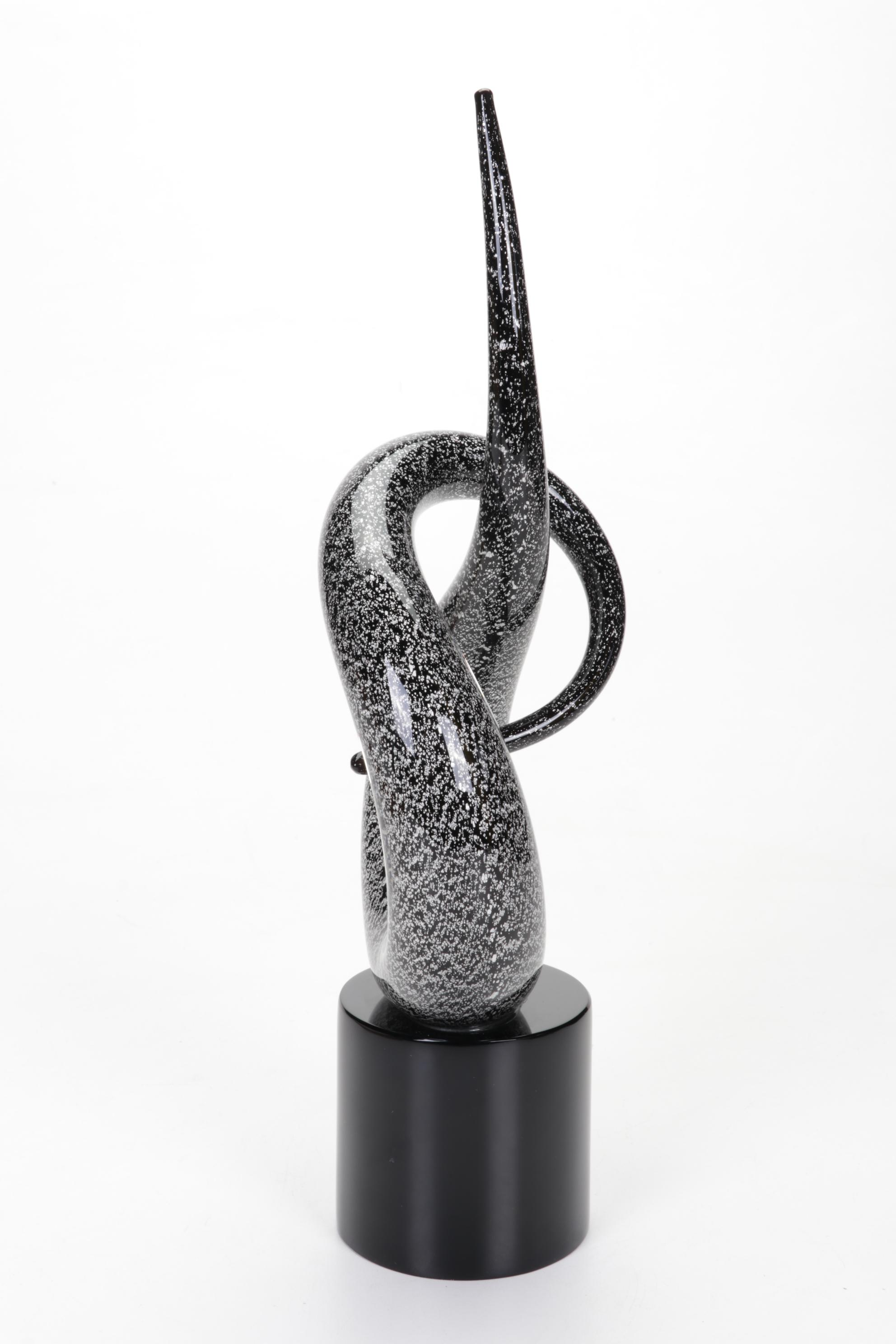 Renato Anatrà Murano Art Glass Sculpture "Love Knot," Late 20th Century