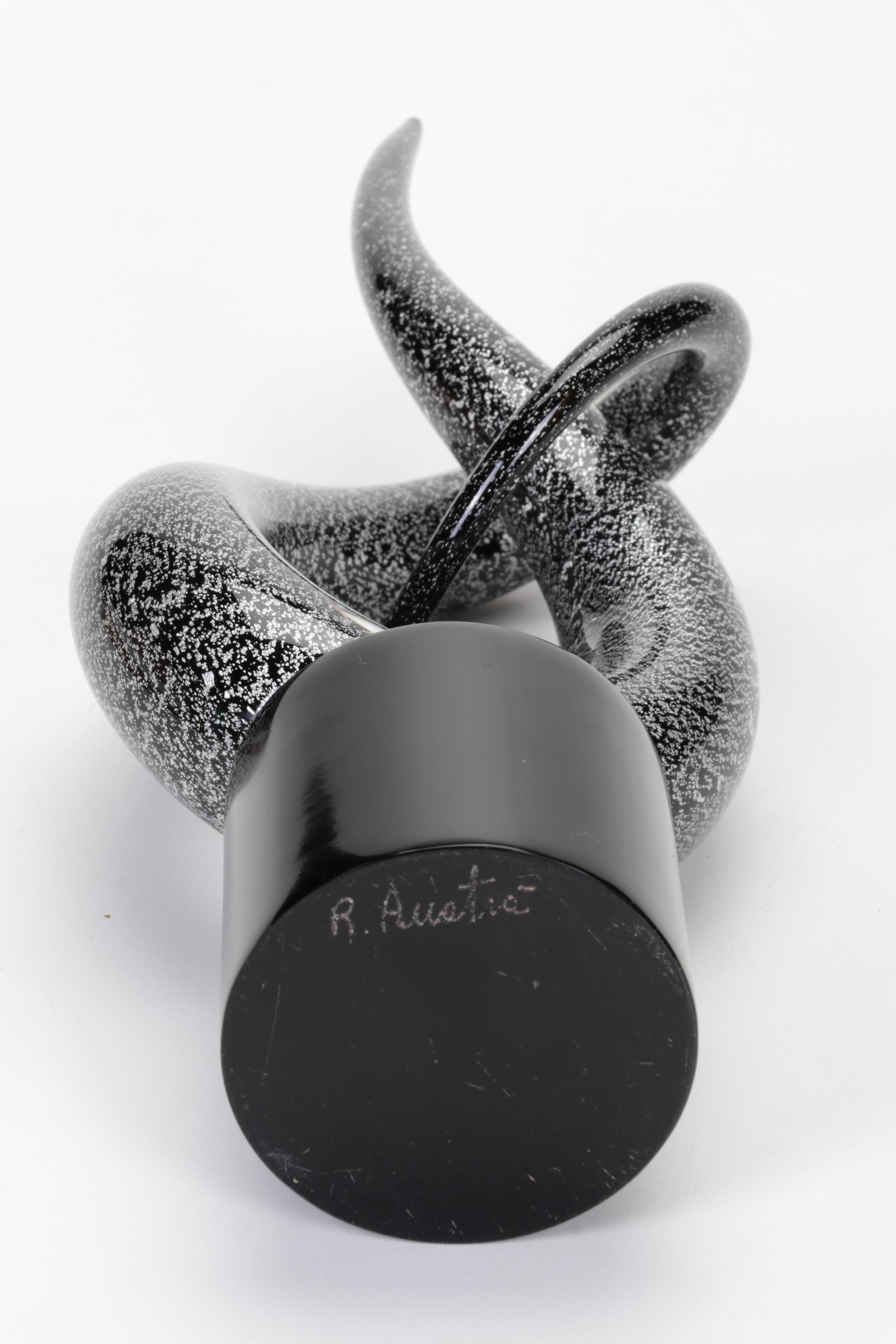 Renato Anatrà Murano Art Glass Sculpture "Love Knot," Late 20th Century