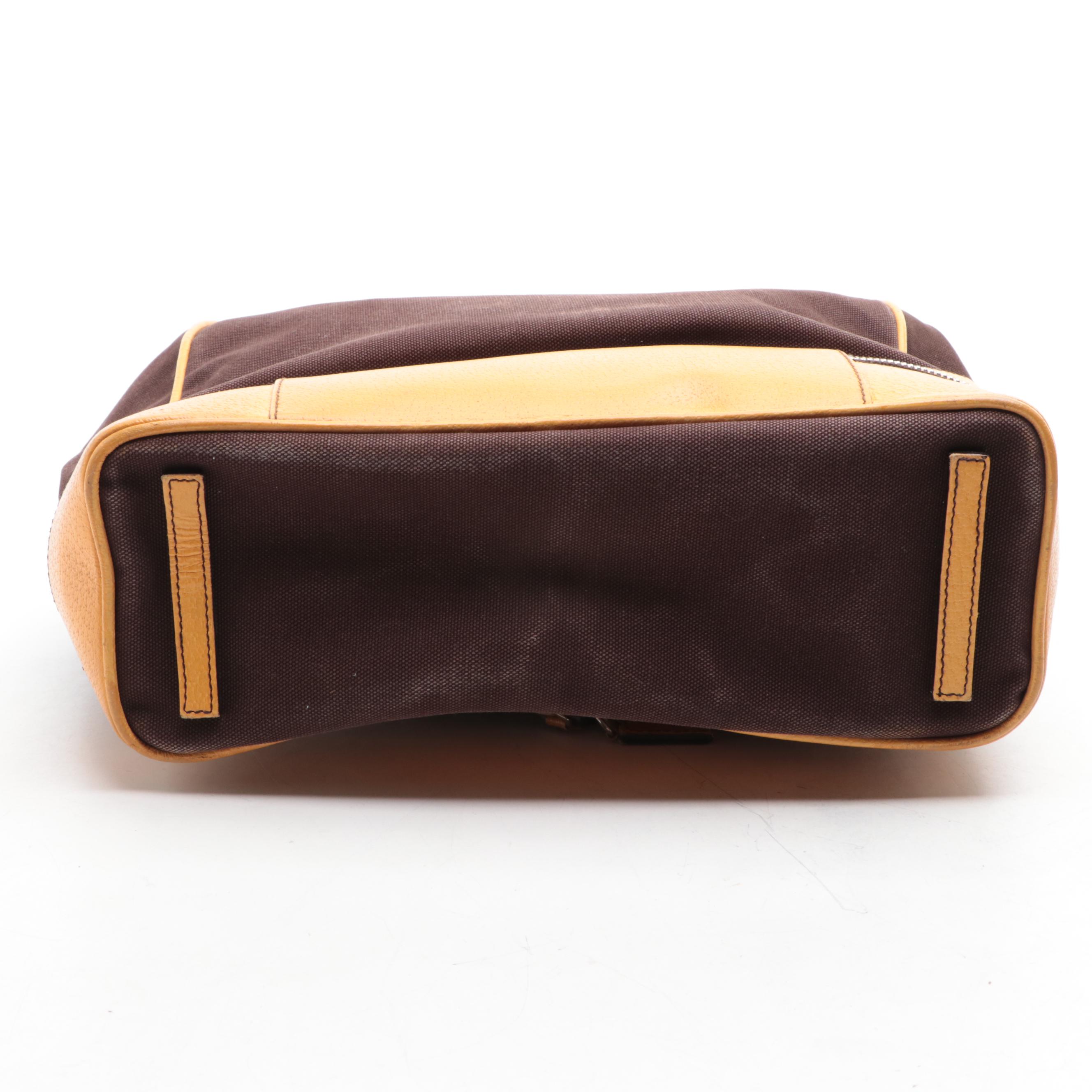 Prada Canapa Cerniera Frame Doctor Bag