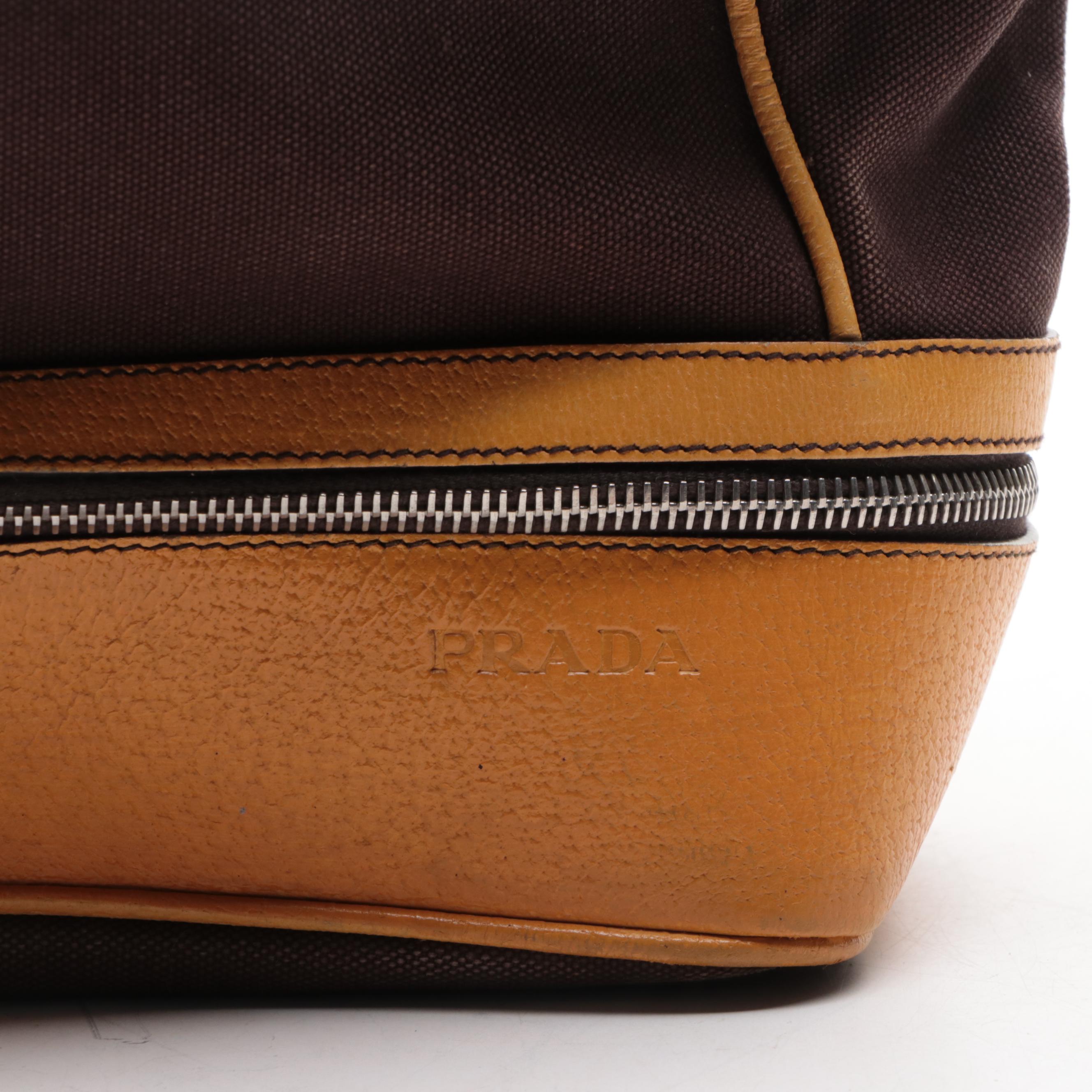 Prada Canapa Cerniera Frame Doctor Bag