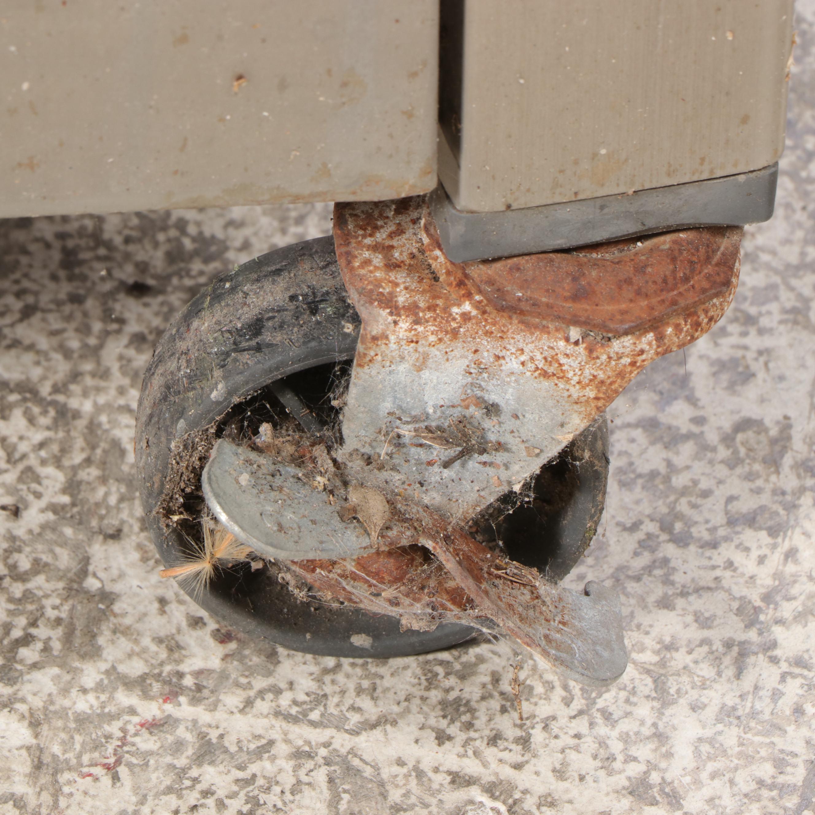 Front Avenue Stainless Steel Barbecue Gas Grill