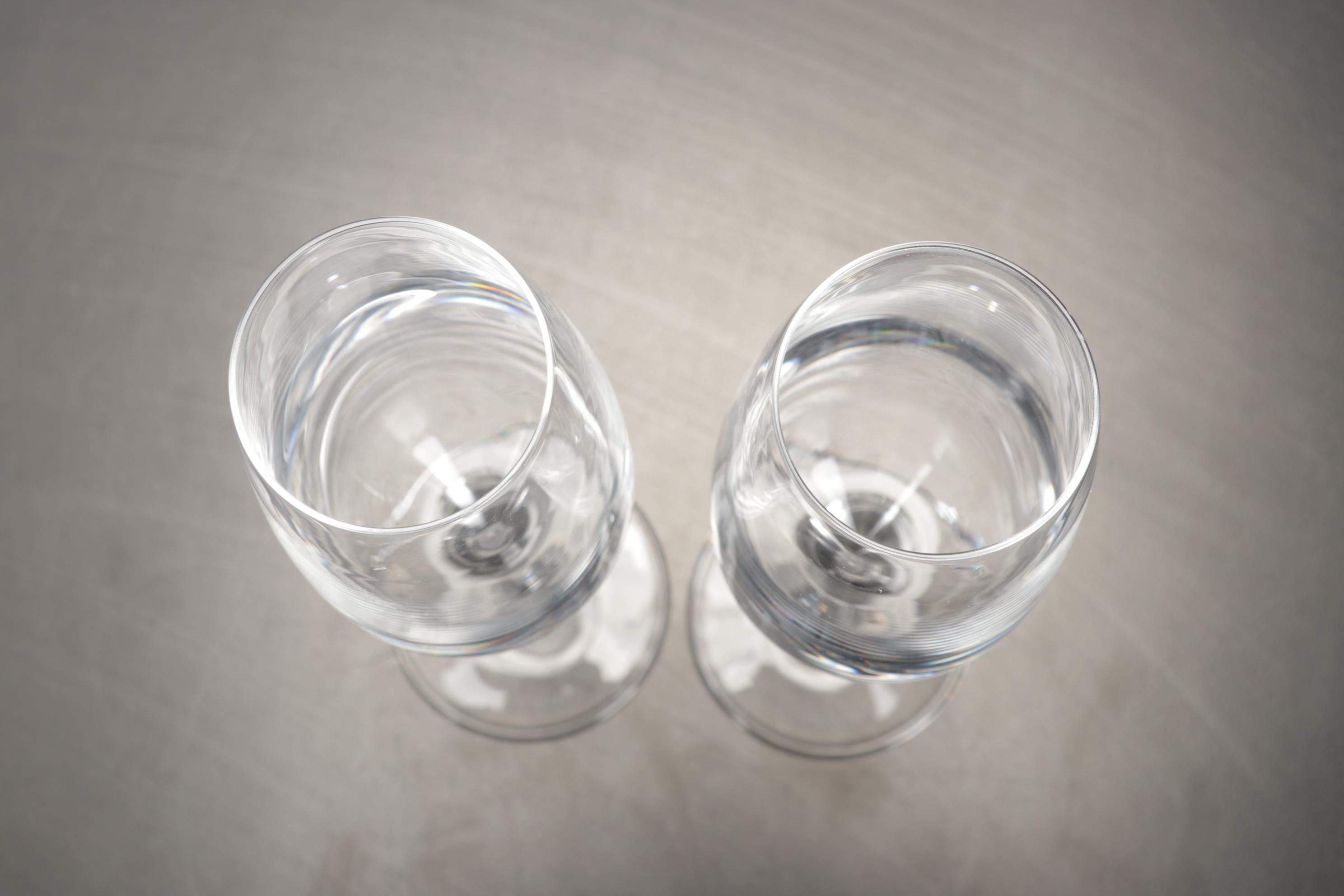 Tiffany & Co. "Metropolis" Crystal Vase and Toasting Champagne Flutes