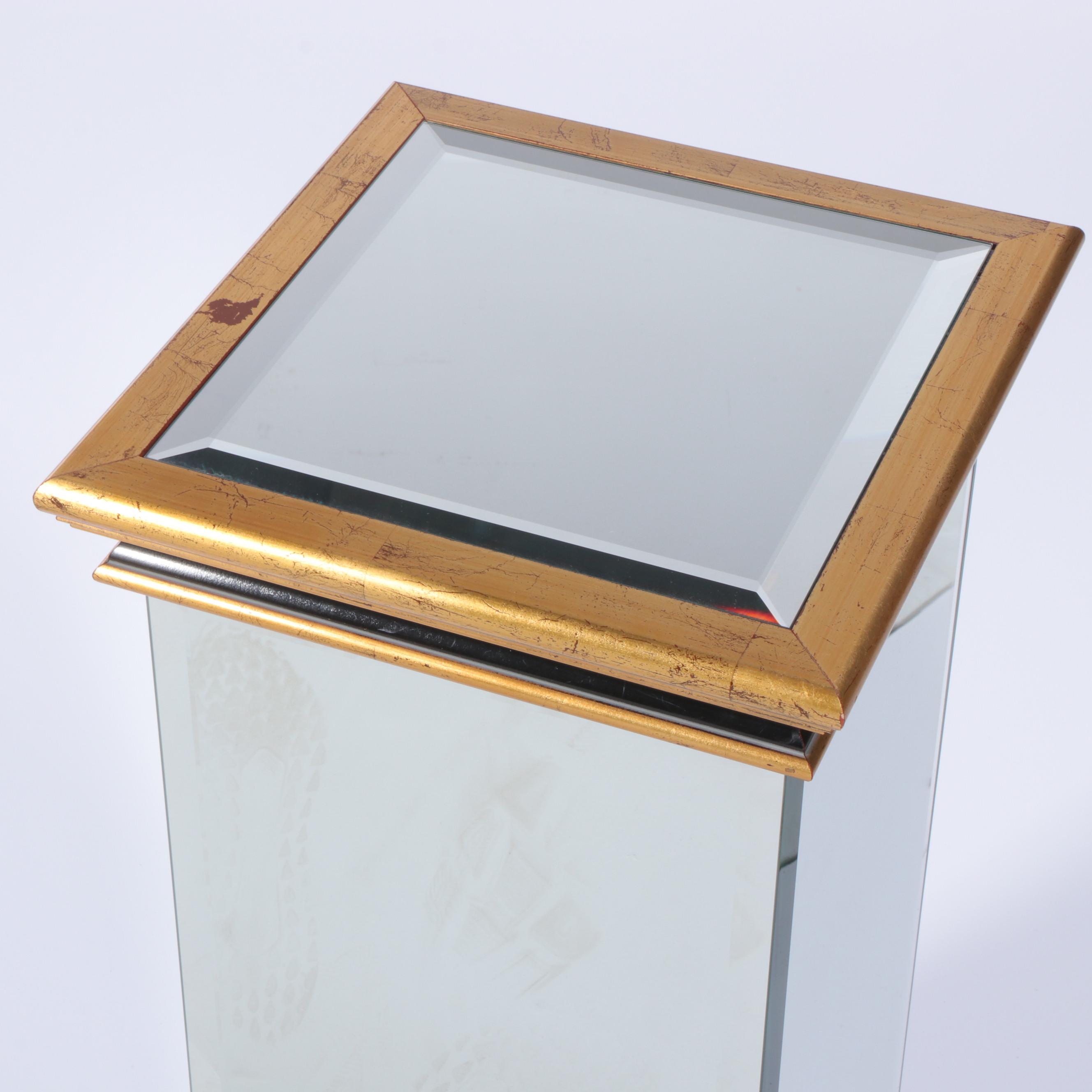 Mirrored Pedestal Stand