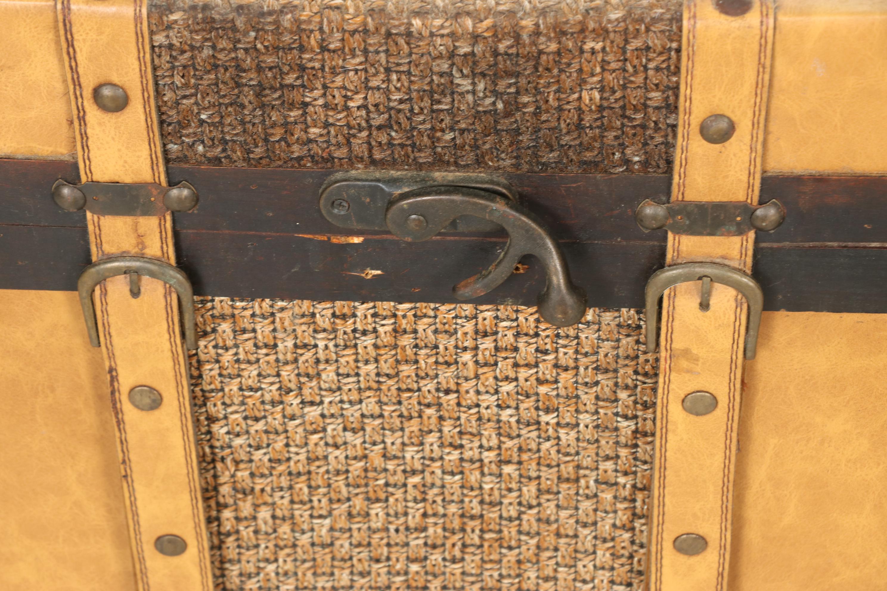 Steamer Trunk Shaped Storage Cubes