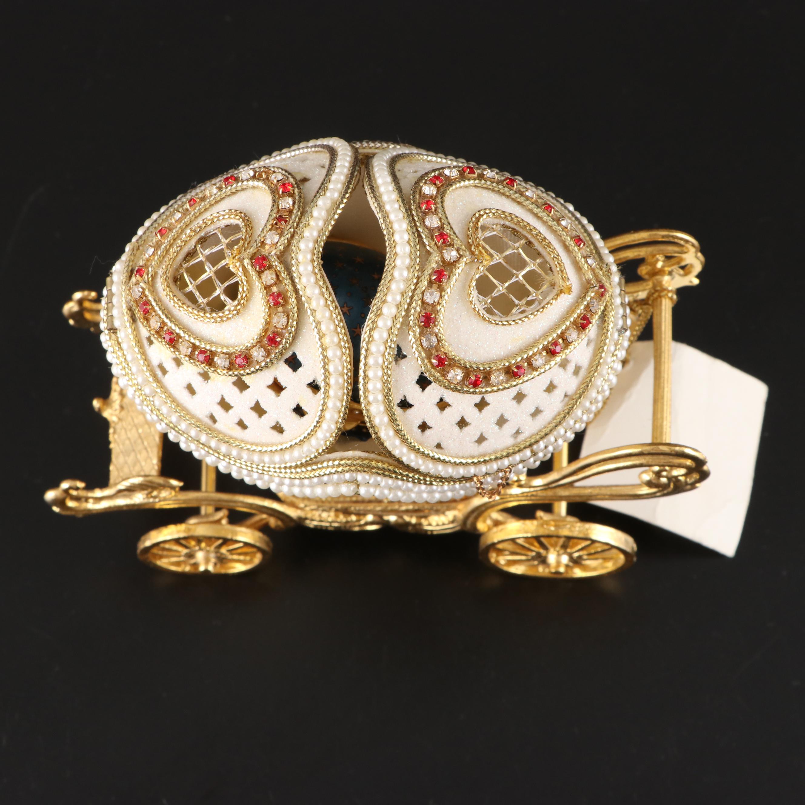 Kingspoint Designs Limited Edition Goose Egg Carriage Music Box with Trinket Box