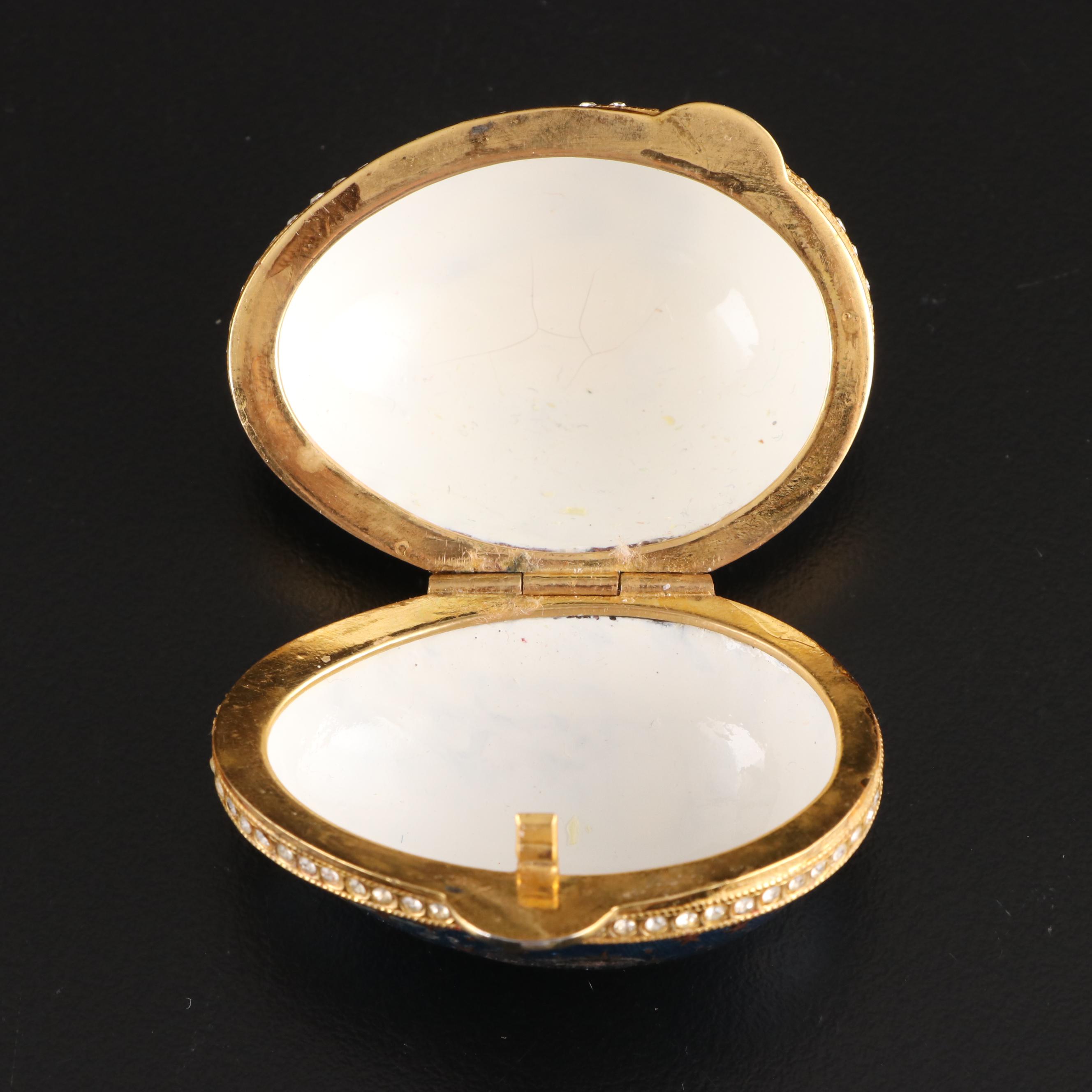 Kingspoint Designs Limited Edition Goose Egg Carriage Music Box with Trinket Box