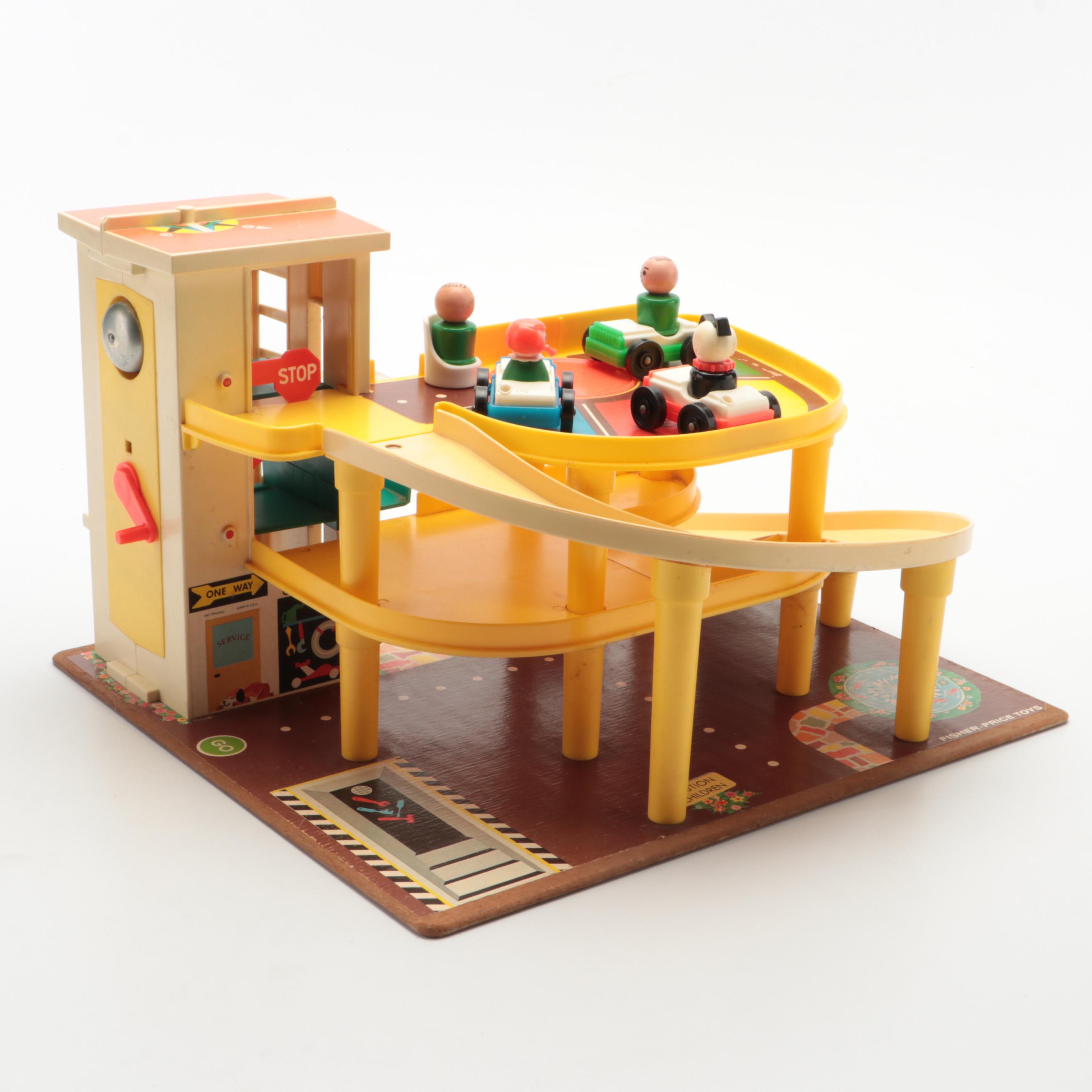 Fisher-Price Parking Ramp and Plane with Weebleville Airport