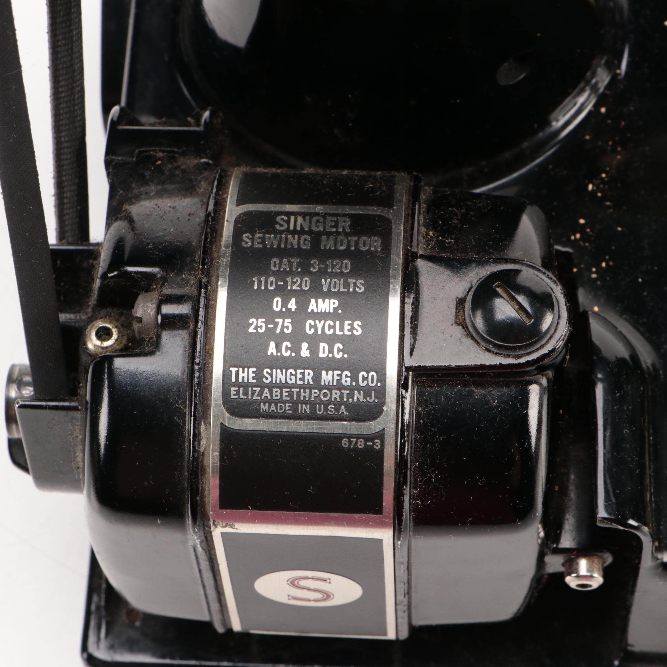 1948 Singer 221-1 Portable Electric Sewing Machine with Case