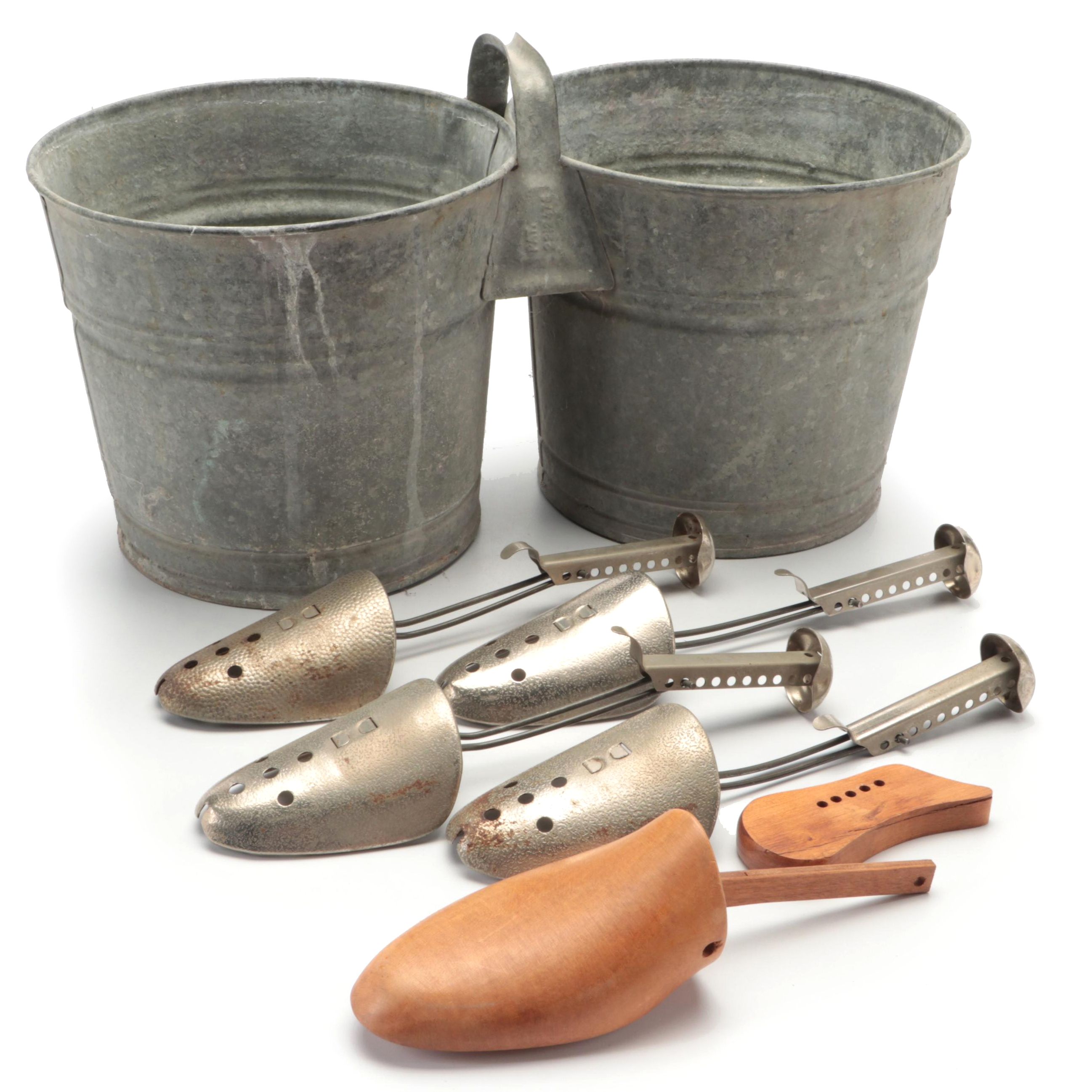 Galvinized Metal Double Bucket with Metal and Wood Shoe Trees