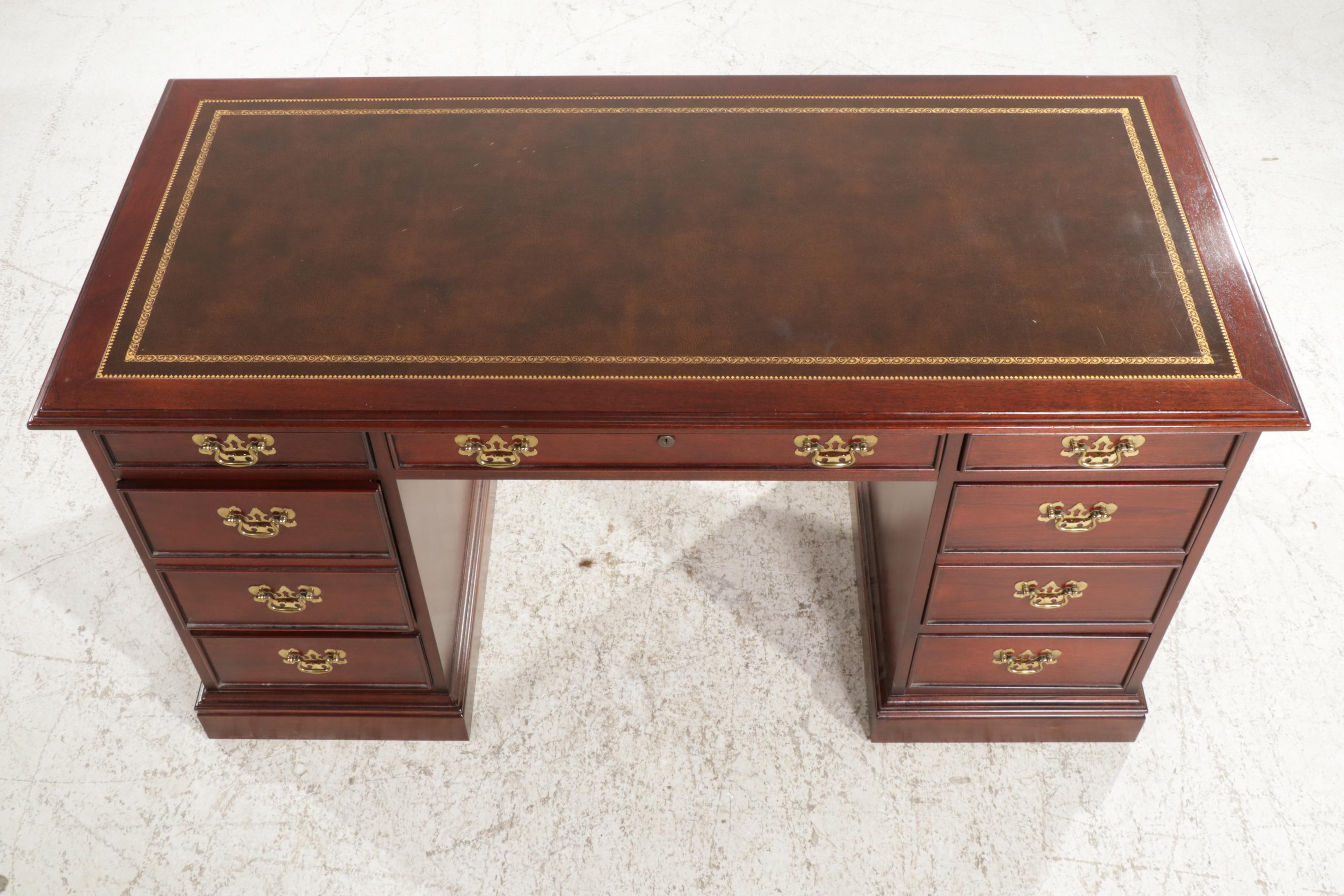 Sligh George III Style Mahogany Pedestal Desk