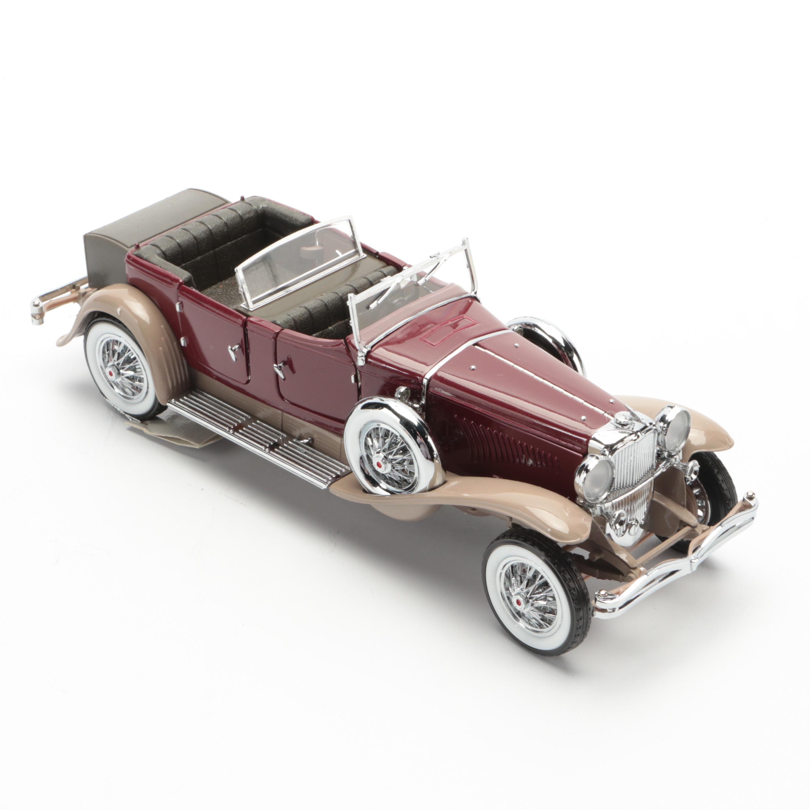 Franklin Mint Model Cars with Buick Roadmaster and Chrysler Town & Country