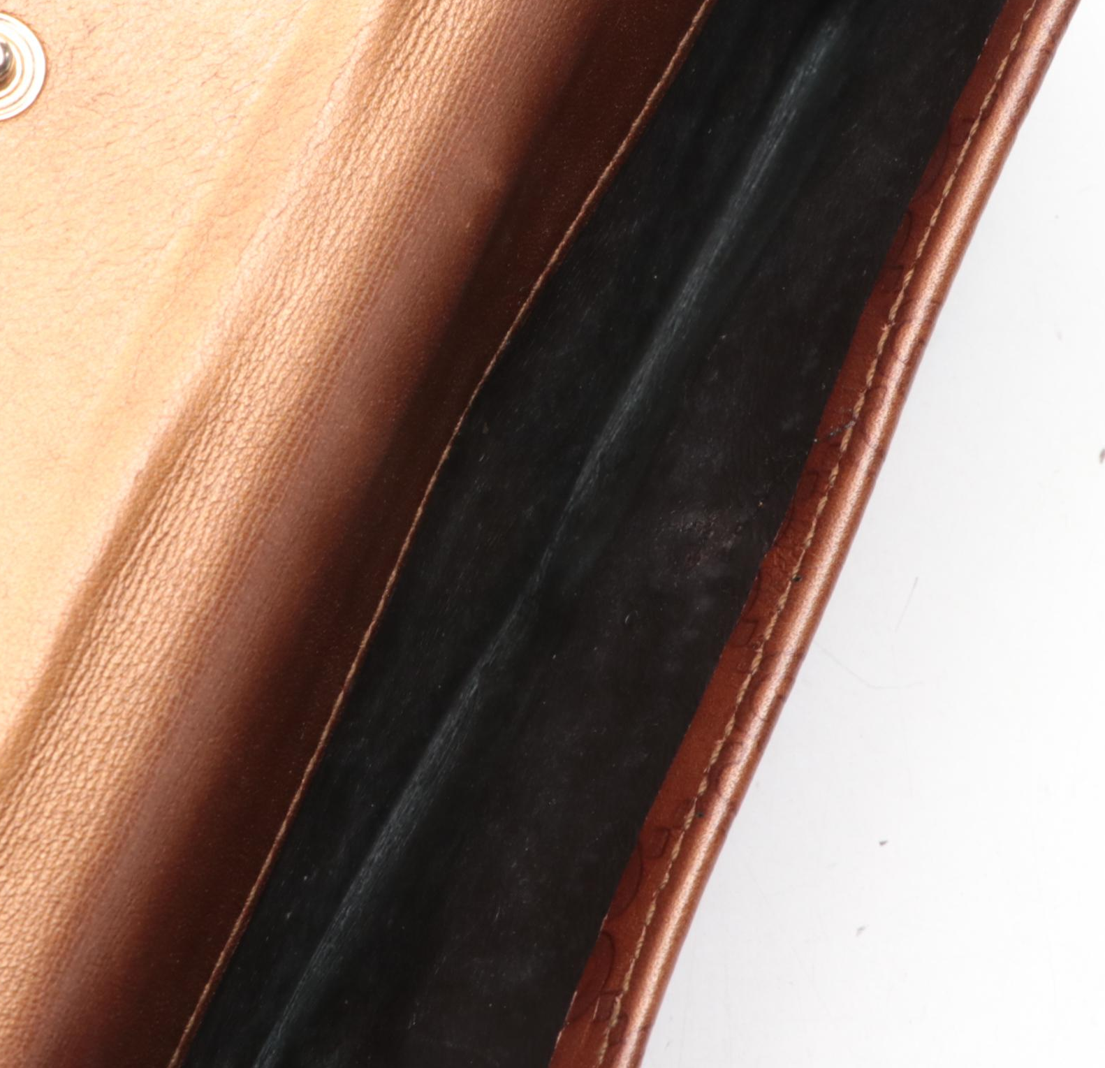 Gucci Continental Wallet in Guccissima Leather