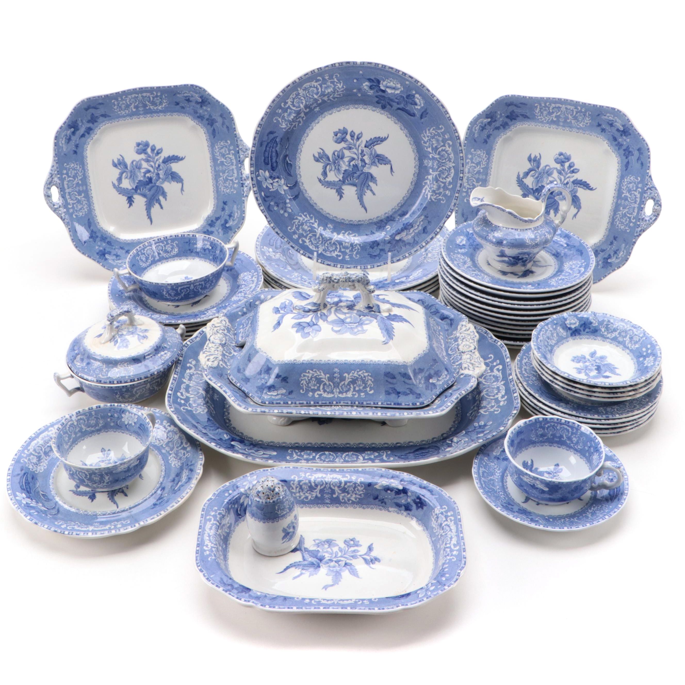 Spode's Copeland "Camilla" Ceramic Dinnerware, Mid-20th Century