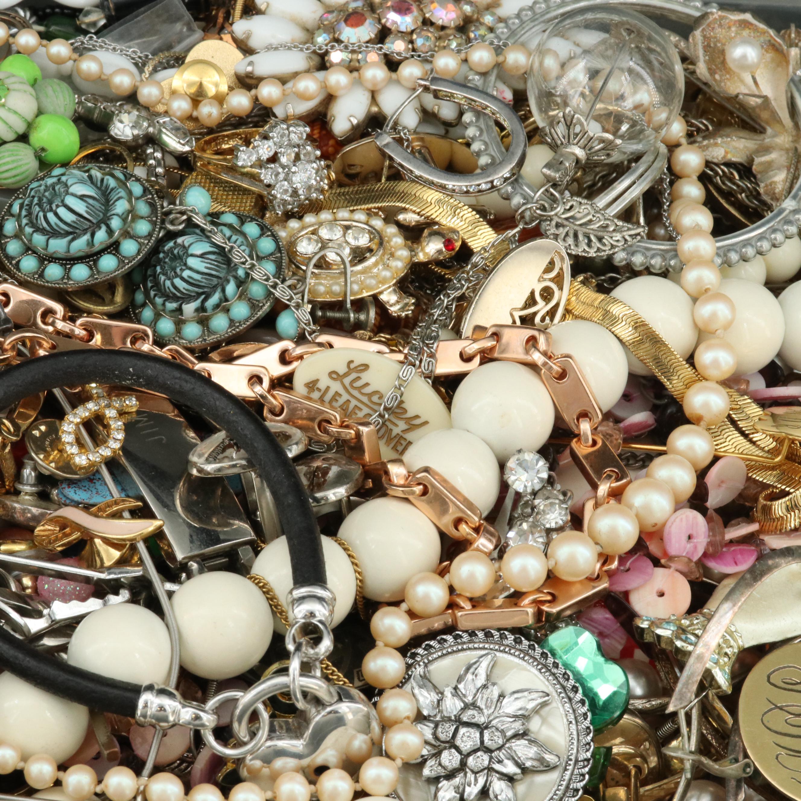 Uncommon Discoveries: Jewelry Collection
