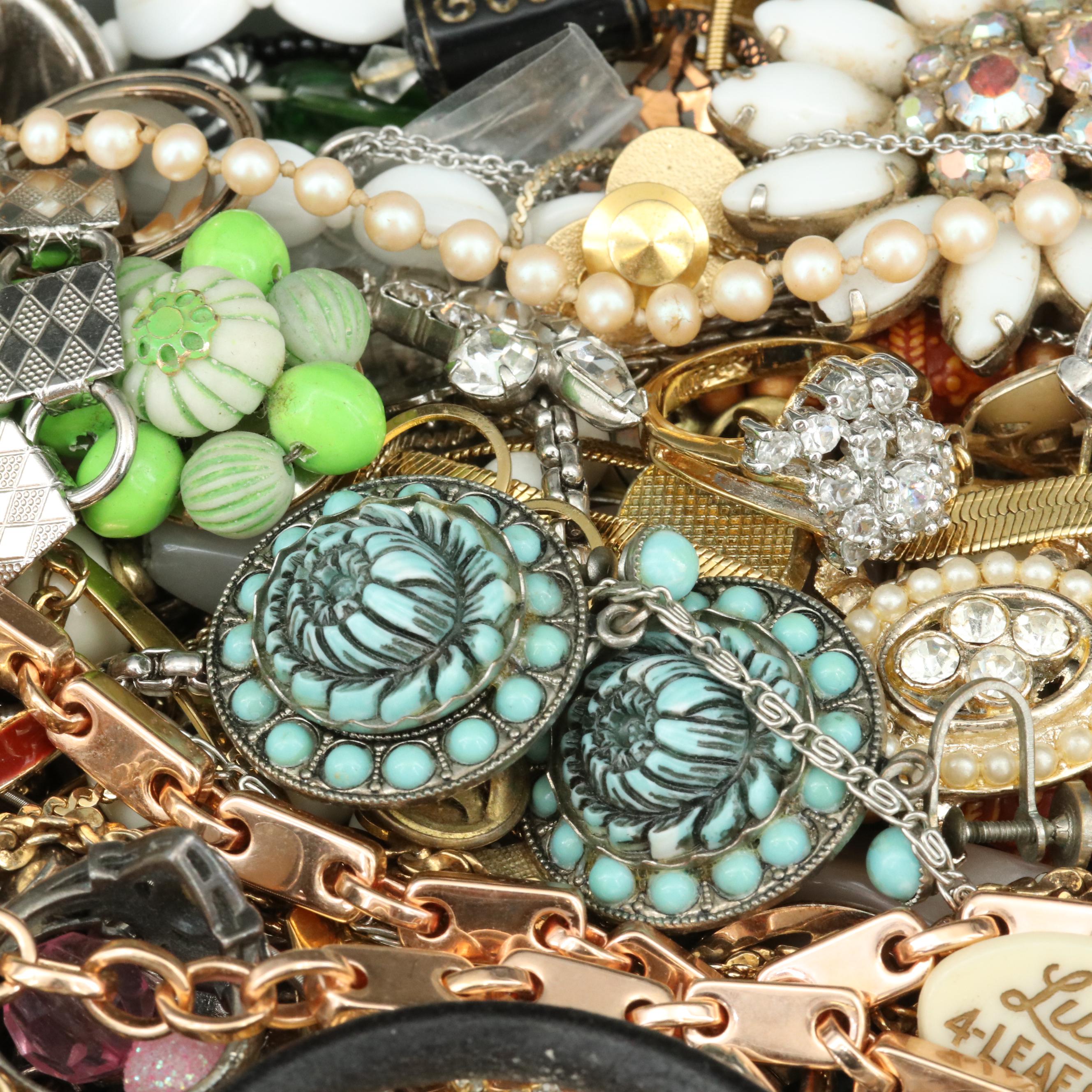 Uncommon Discoveries: Jewelry Collection