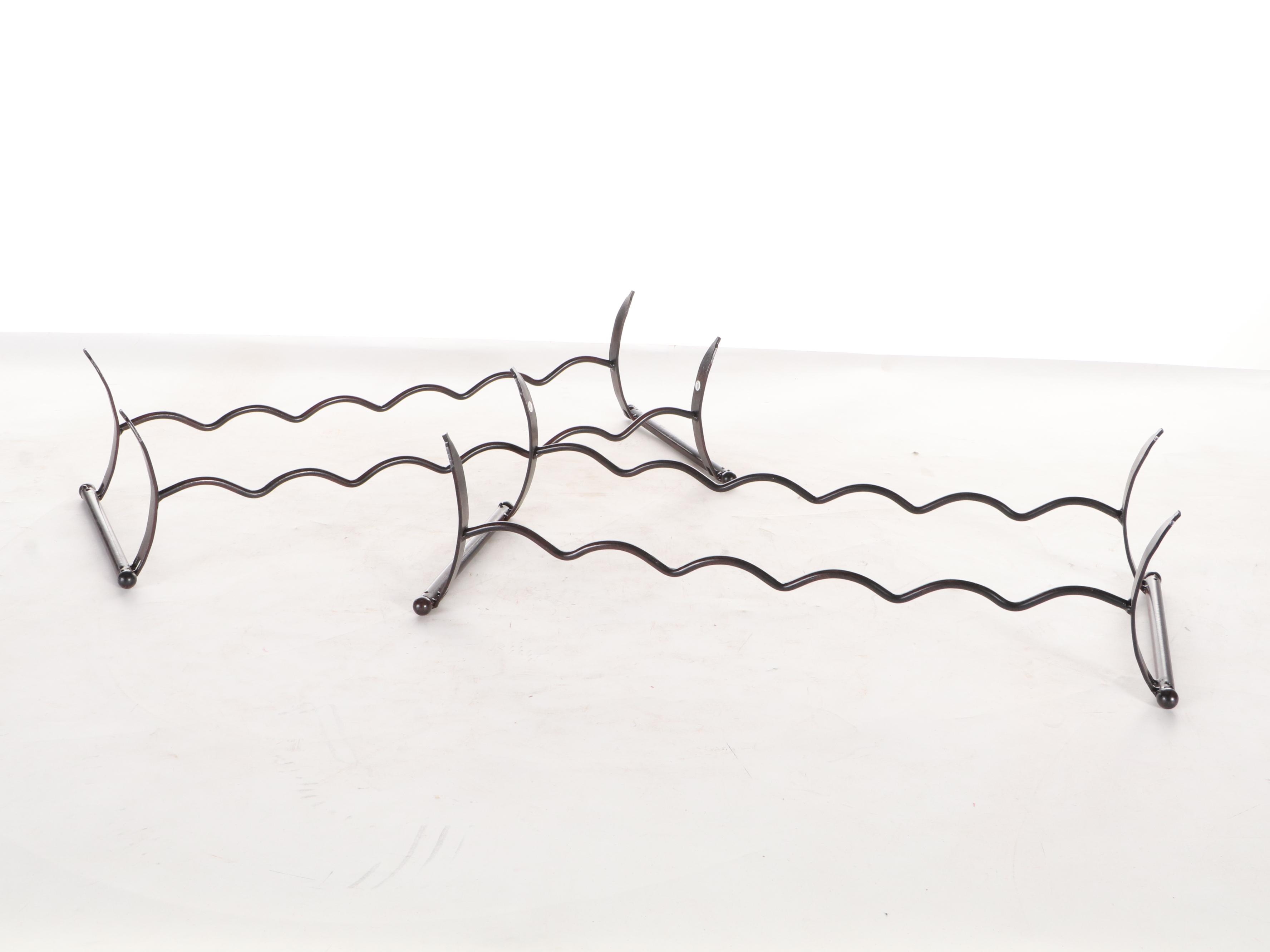 Table Top Wine Opener with Metal Wine Racks