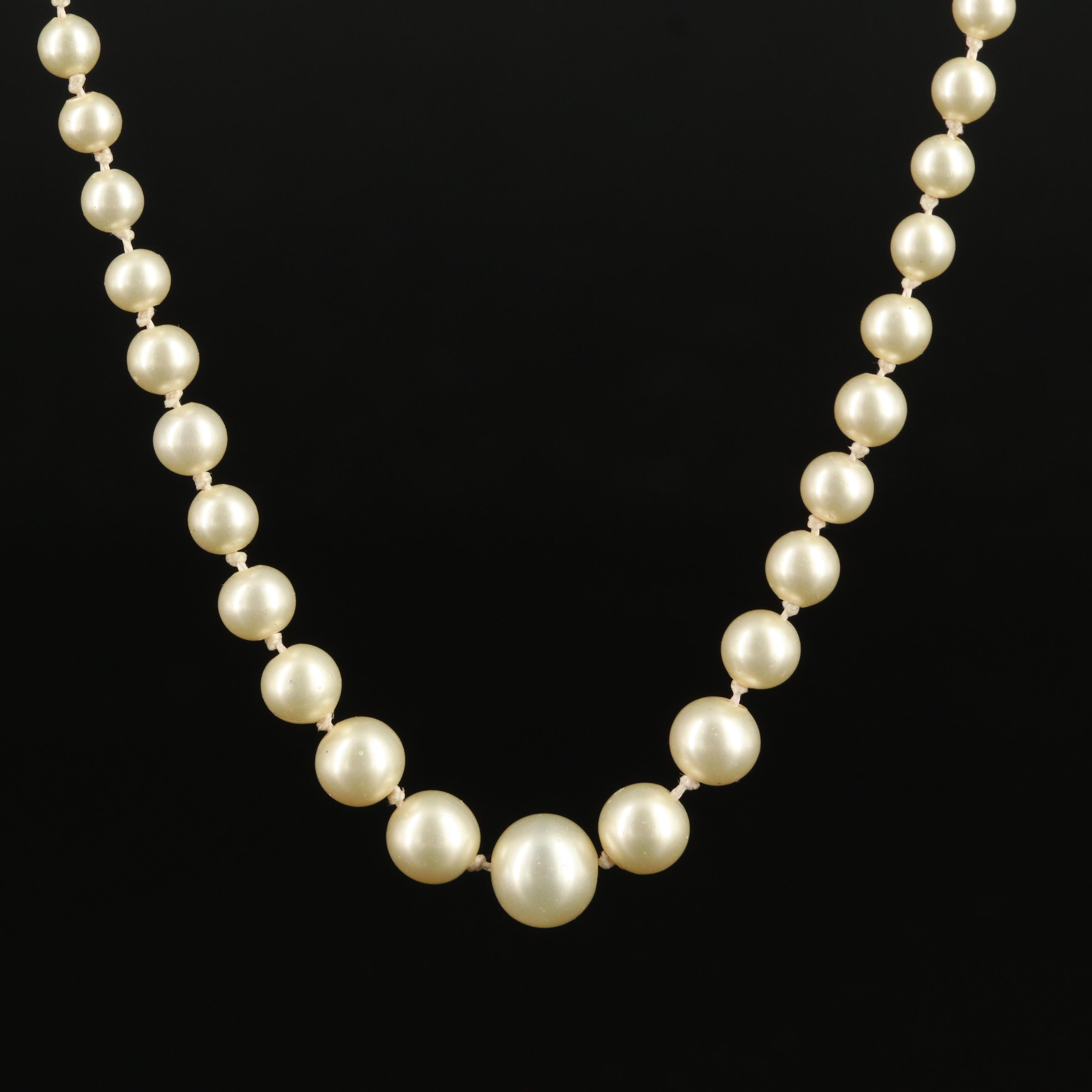 Vintage 14K Graduated Glass Pearl Necklace