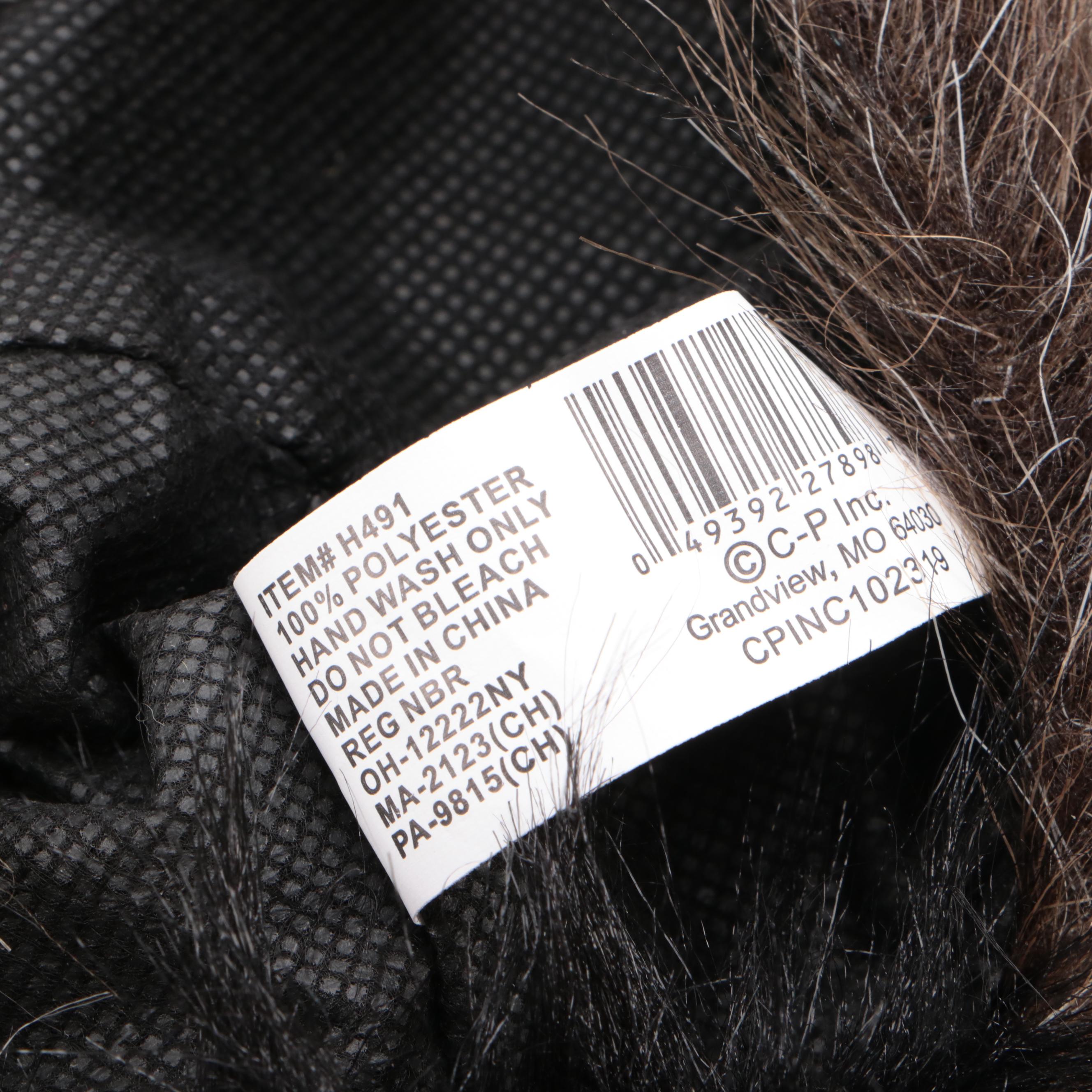 Parris Toy Cap Guns with Duck Calls, Coonskin Hats and Raccoon Décor