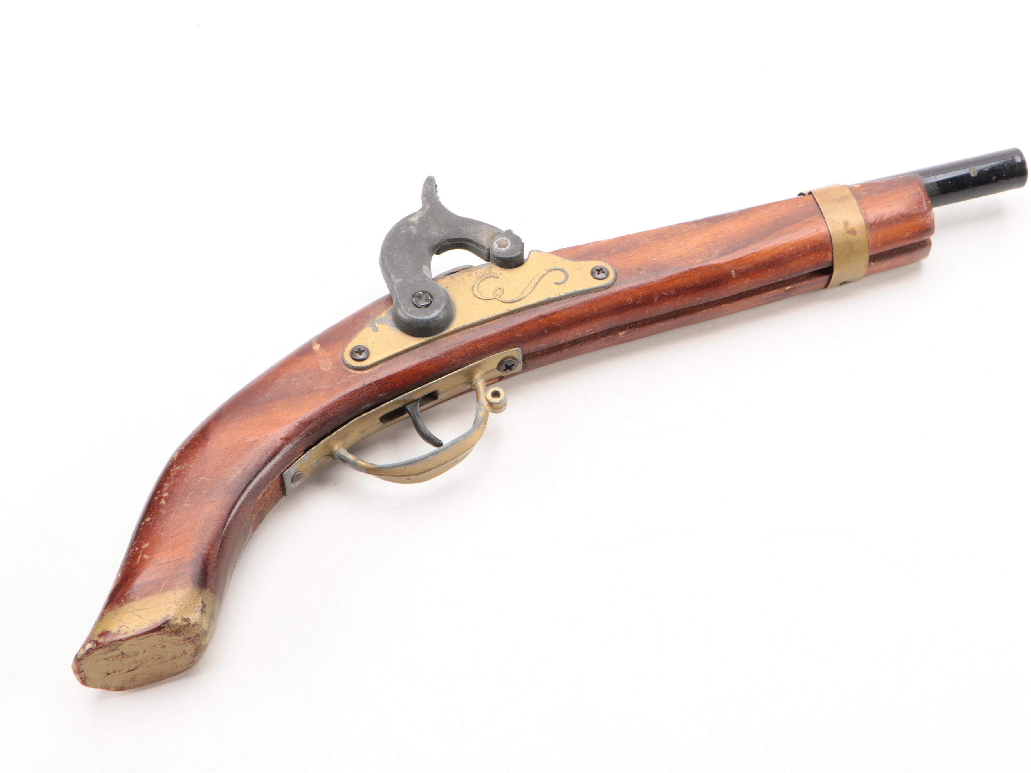 Parris Toy Cap Guns with Duck Calls, Coonskin Hats and Raccoon Décor