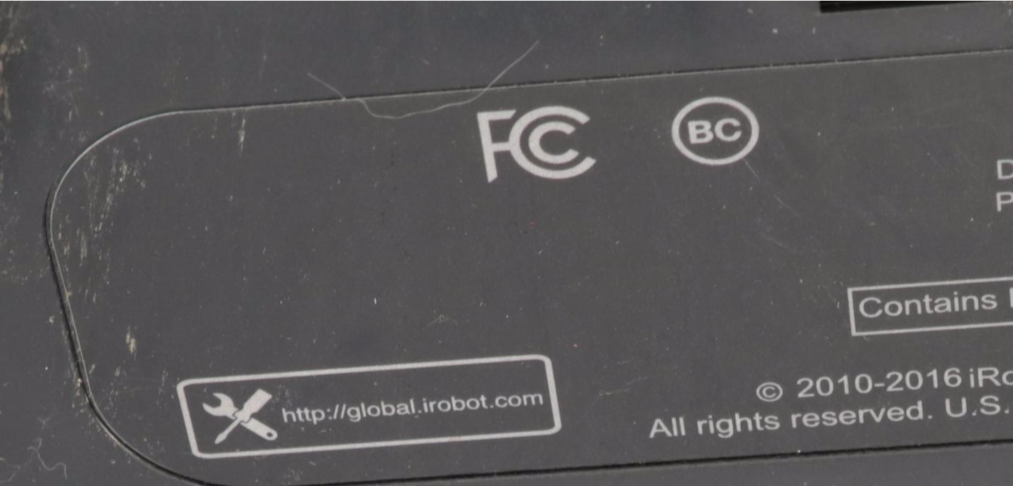 iRobot Roomba 690 With Docking Charge Station and Accessories