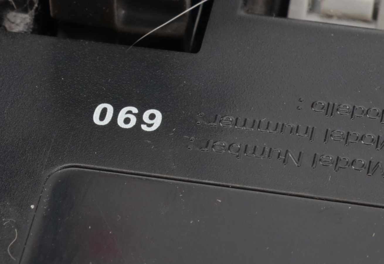 iRobot Roomba 690 With Docking Charge Station and Accessories