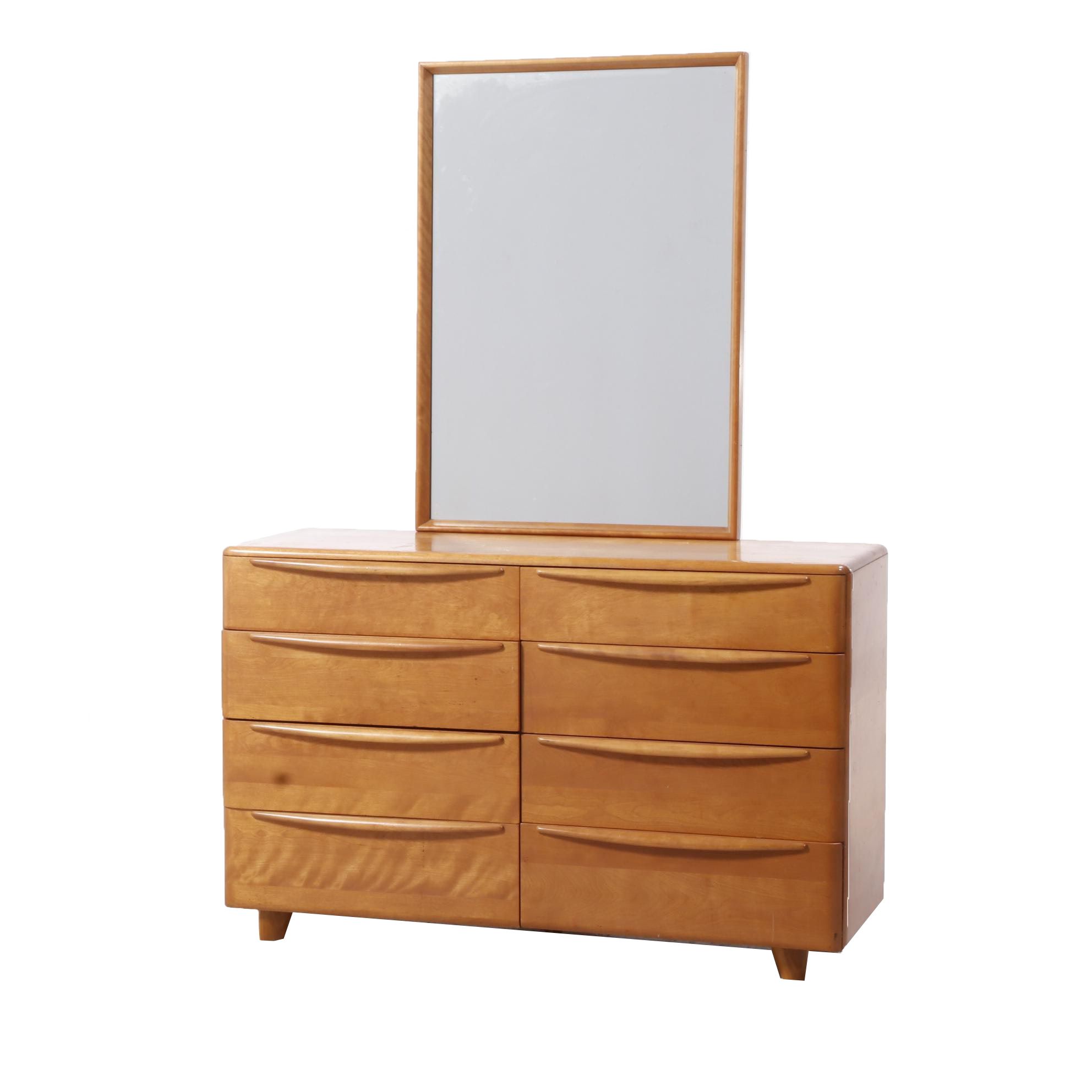 Heywood-Wakefield Mid Century Modern Eight-Drawer Dresser