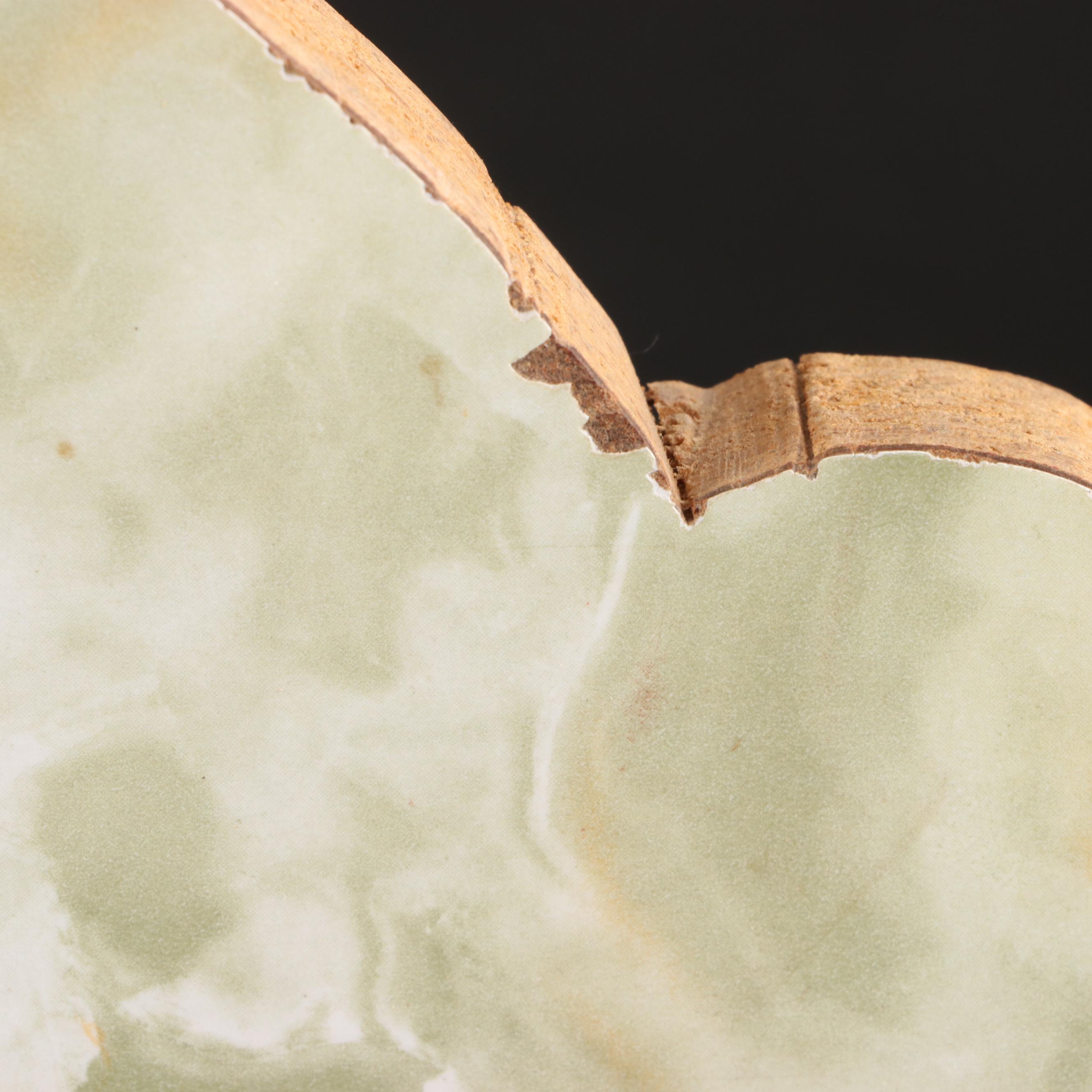 Gustafson's 1 Qt Glass Milk Jug with Laminated Cutout Stacked Pig Decor