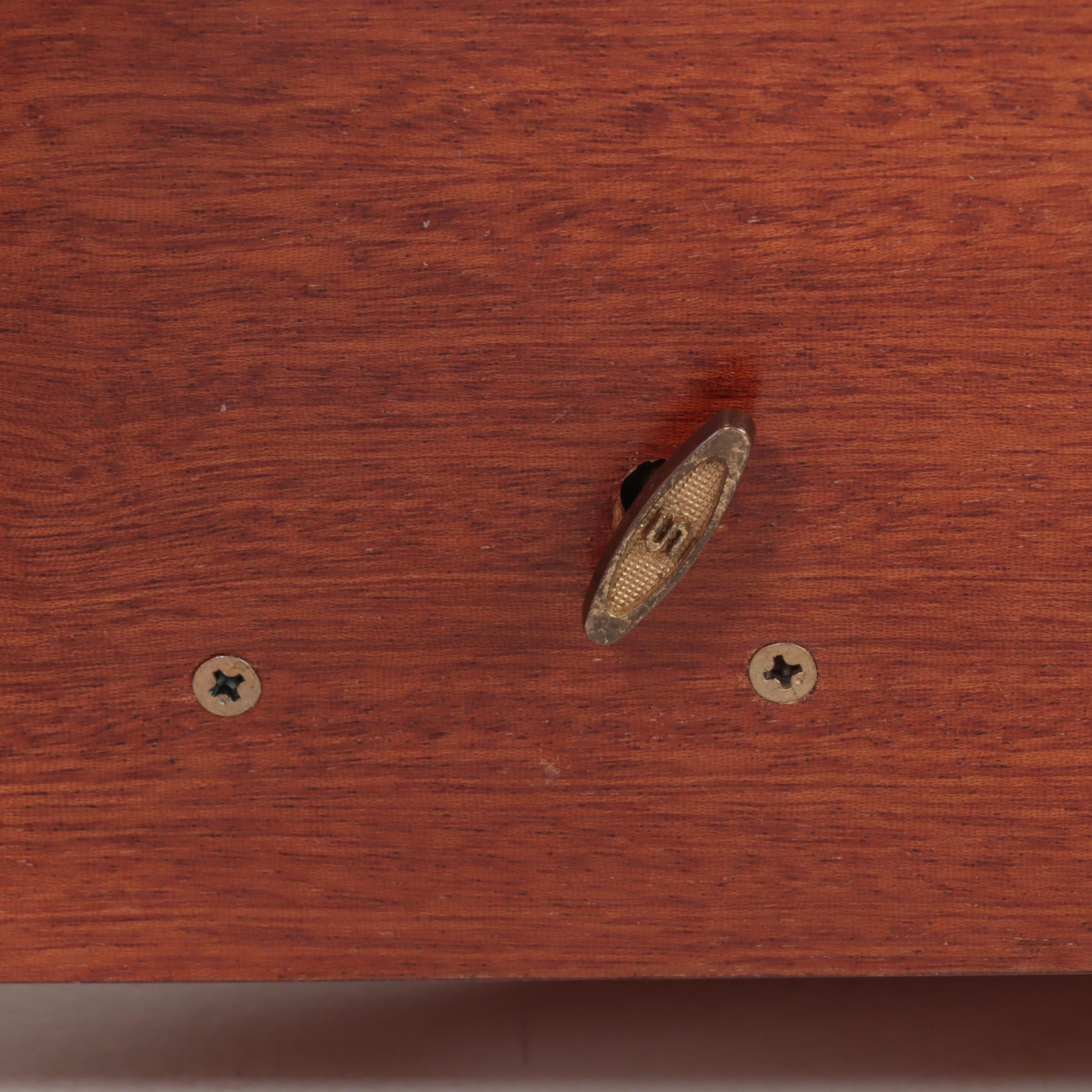Italian Sorrento Marquetry Side Table with Musical Movement, Late 20th Century
