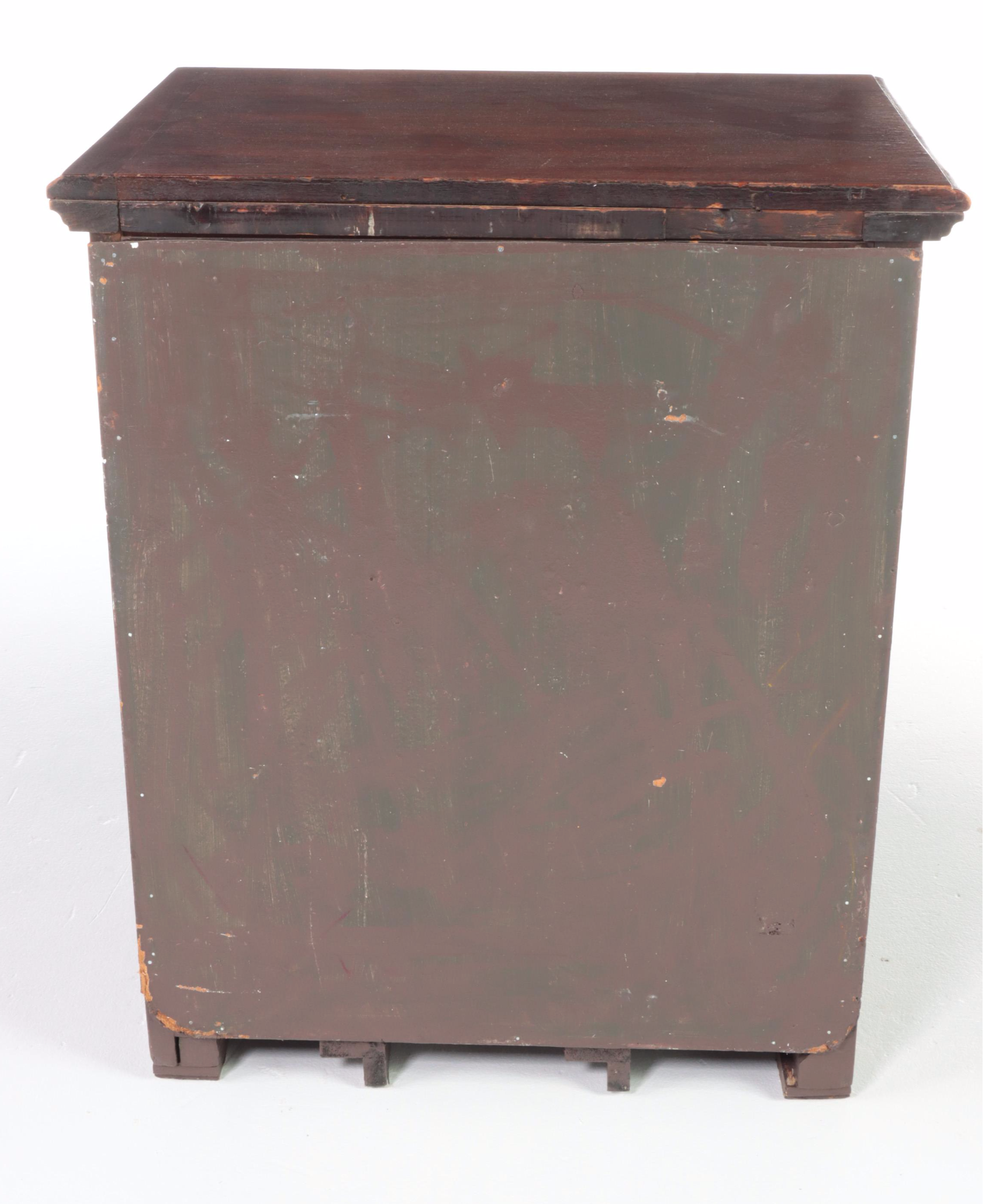 Victorian Walnut Chest of Drawers, Late 19th Century
