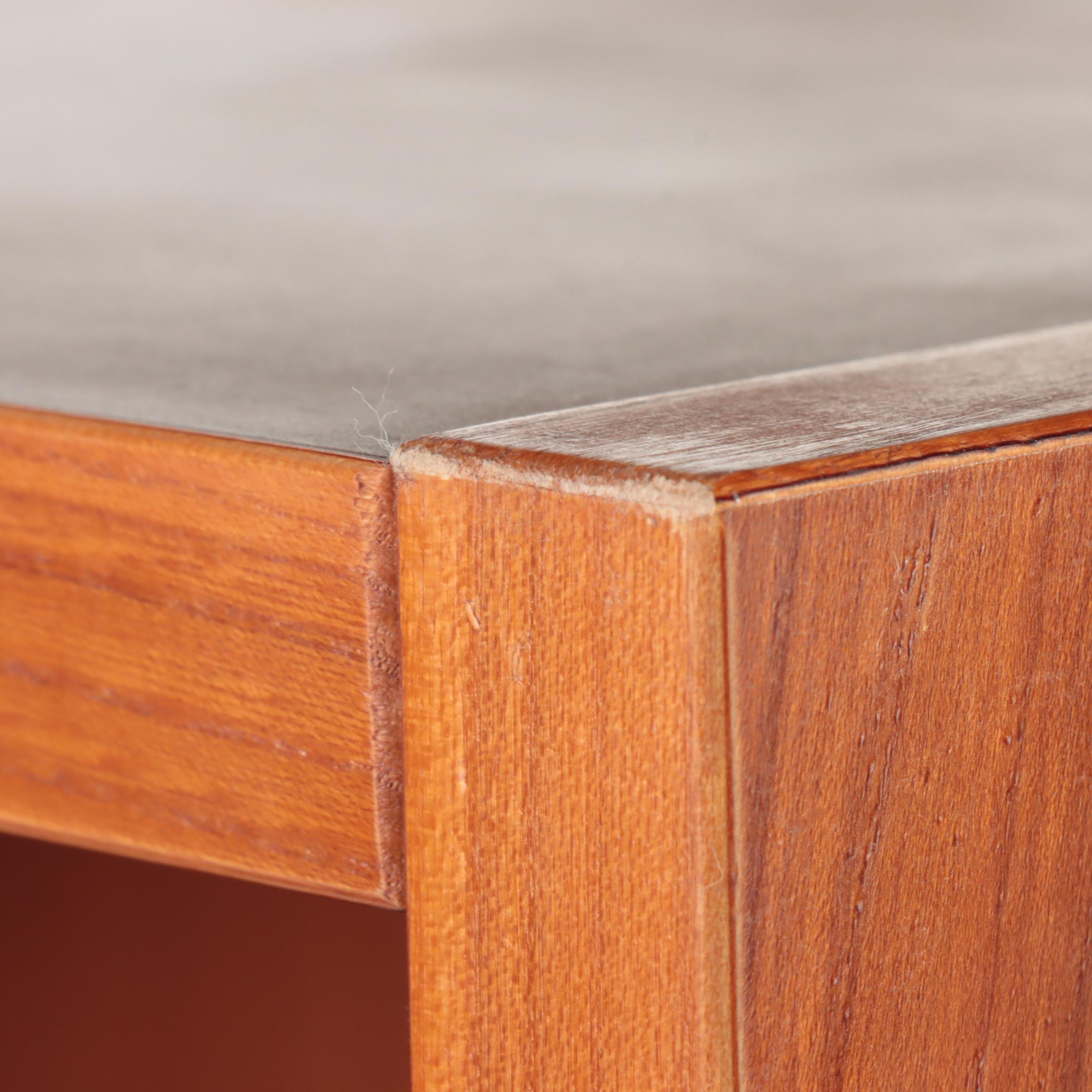 Mahogany Finish Sapele Cabinet