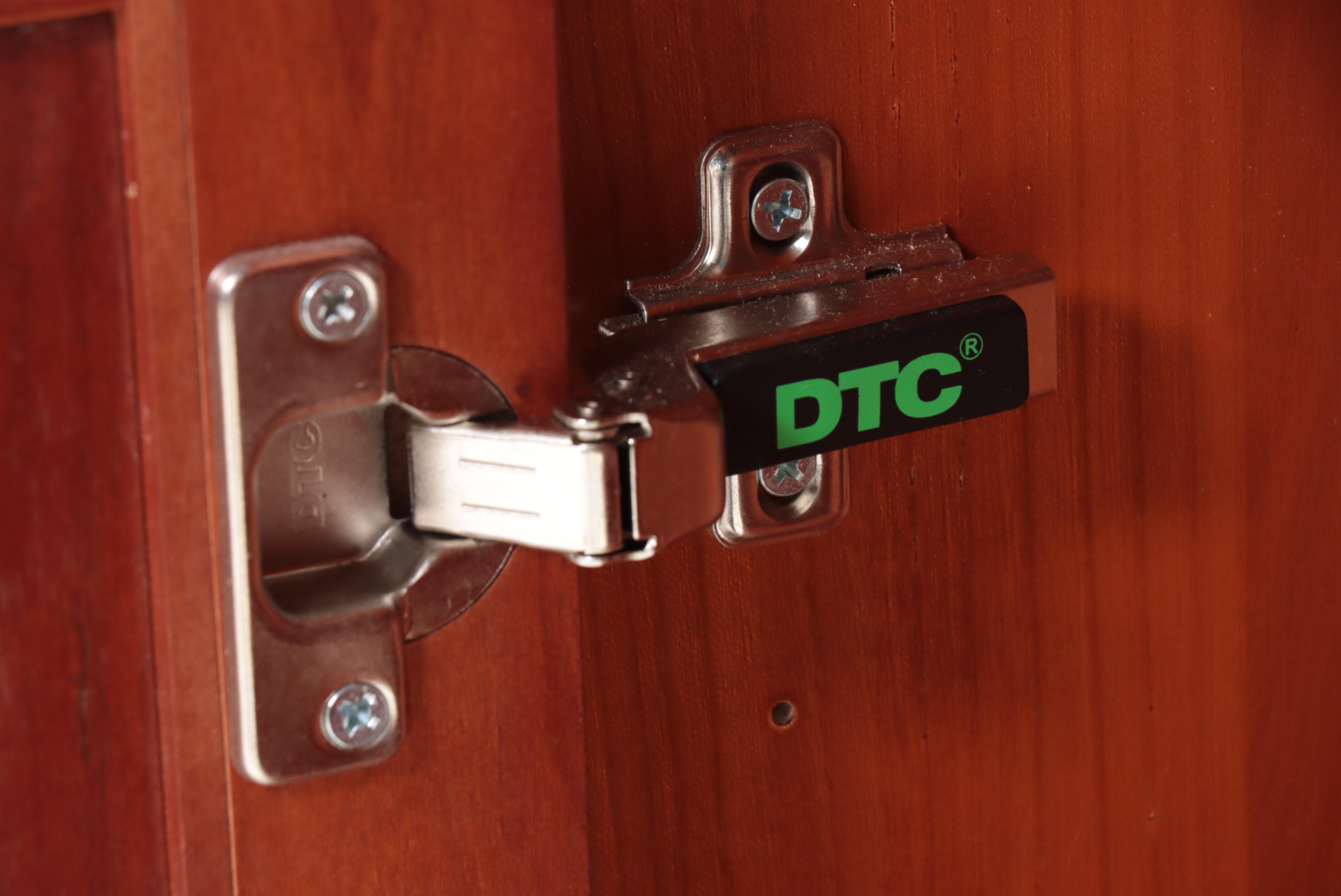 Mahogany Finish Sapele Cabinet