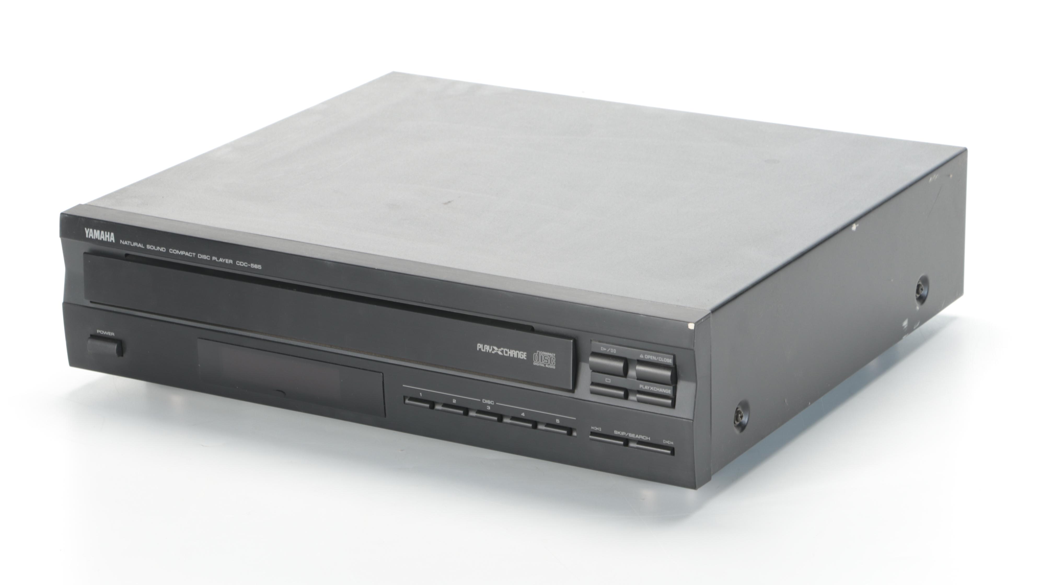 Technics SL-D93 Direct Drive Automatic Turntable with Yamaha CDC-565 CD Player