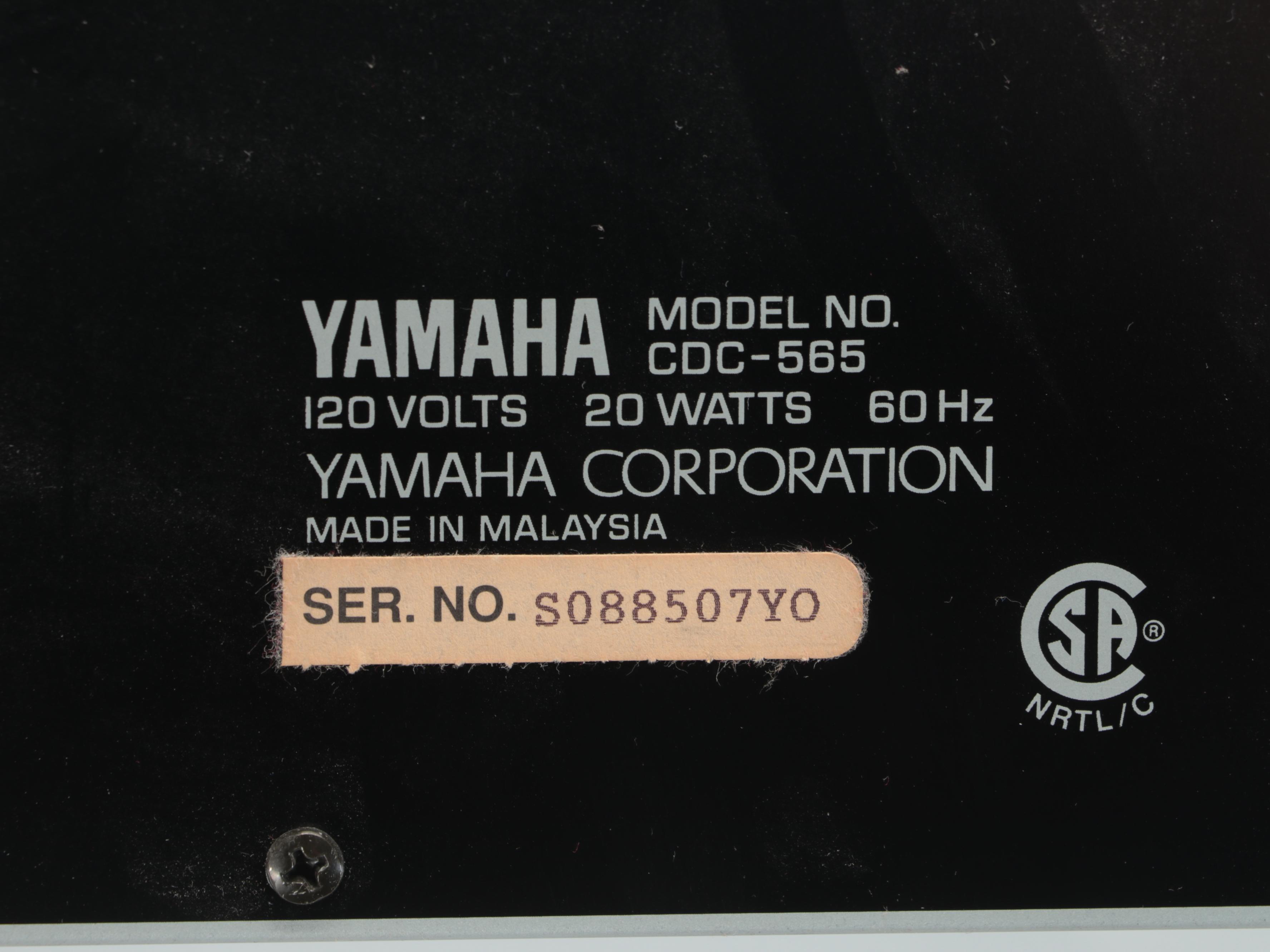 Technics SL-D93 Direct Drive Automatic Turntable with Yamaha CDC-565 CD Player