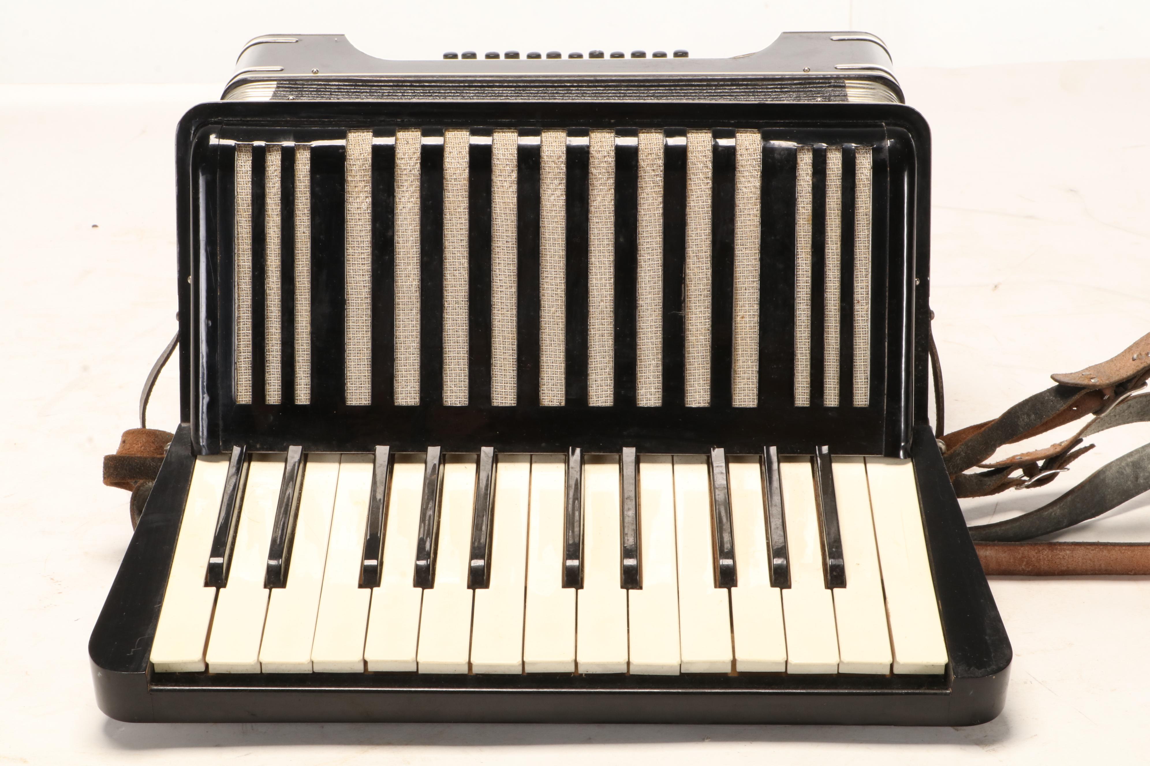 Hohner Accordion with Carrying Case