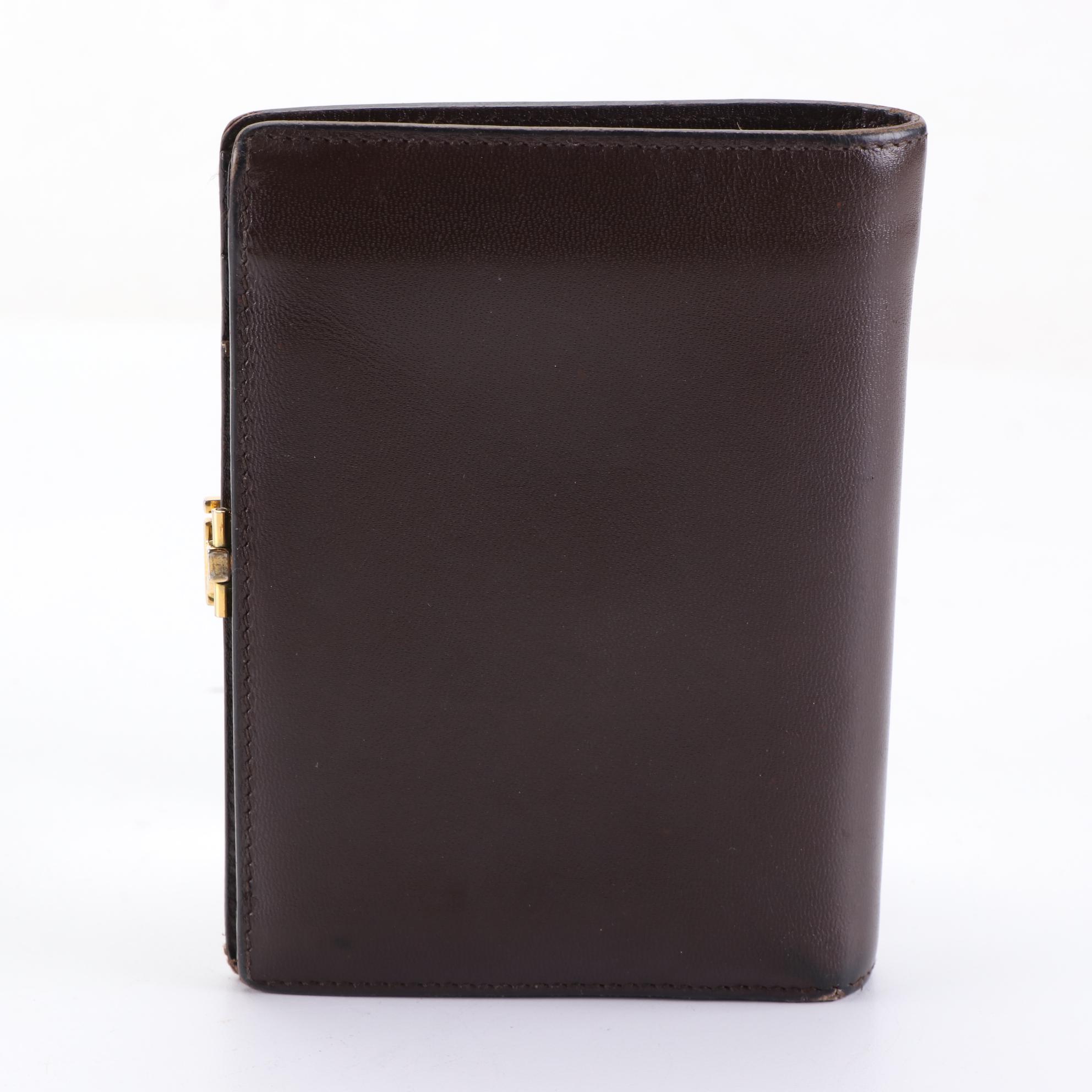 Gucci G Clasp Bifold Wallet in Brown Leather