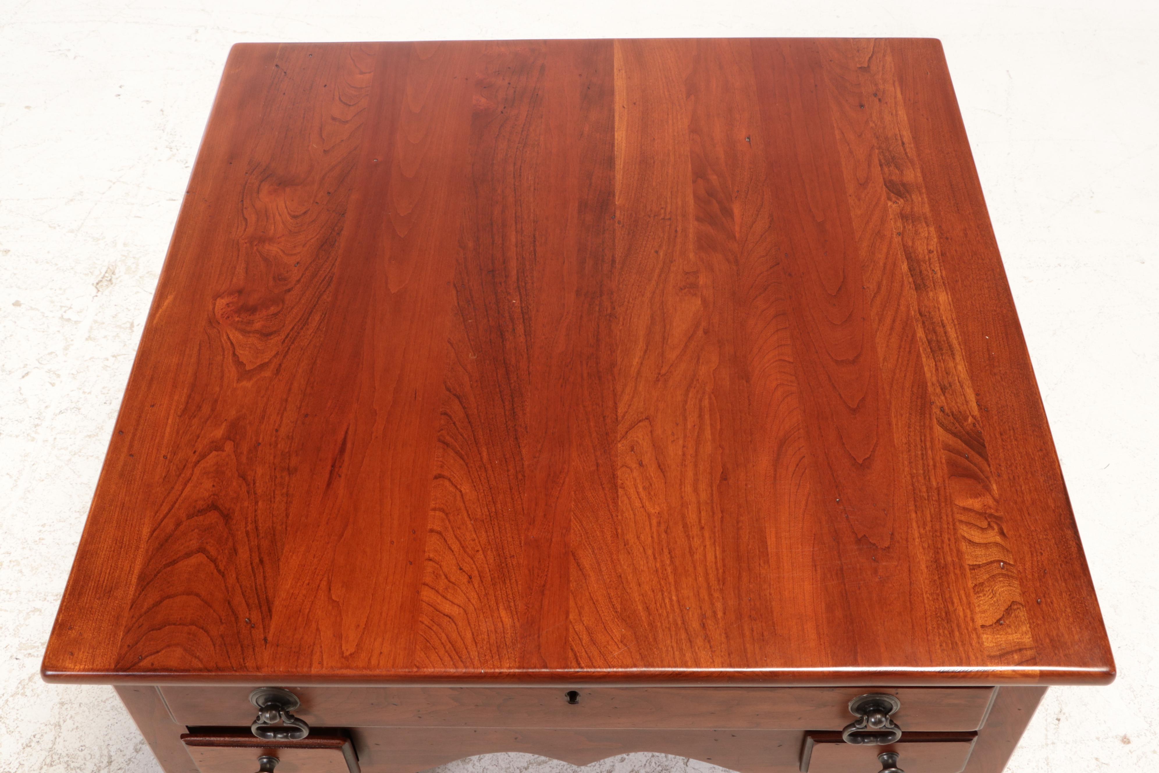 Lexington Furniture Chippendale Style Cherrywood End Table