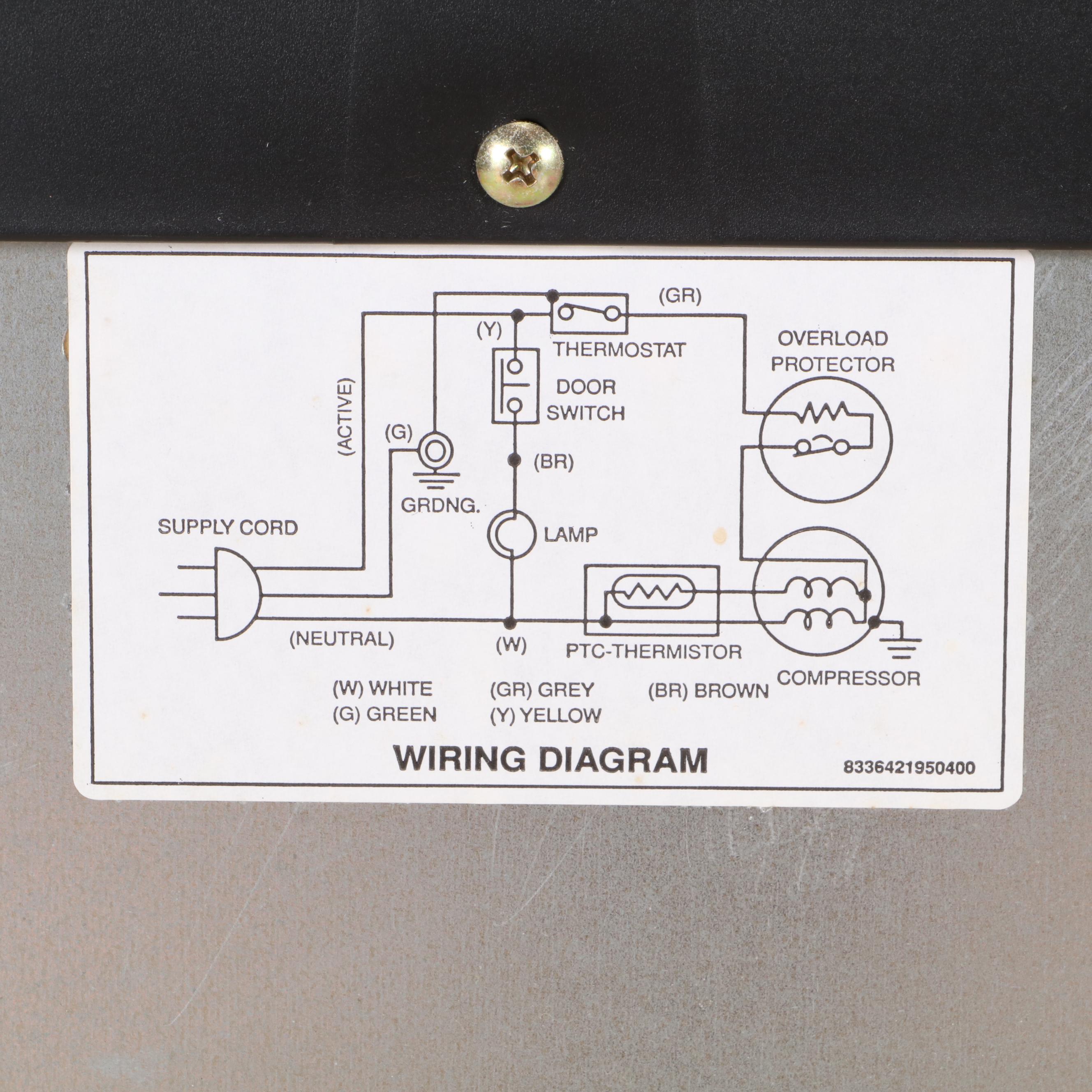 Sanyo Model 4910M Free Standing Mini-Refrigerator